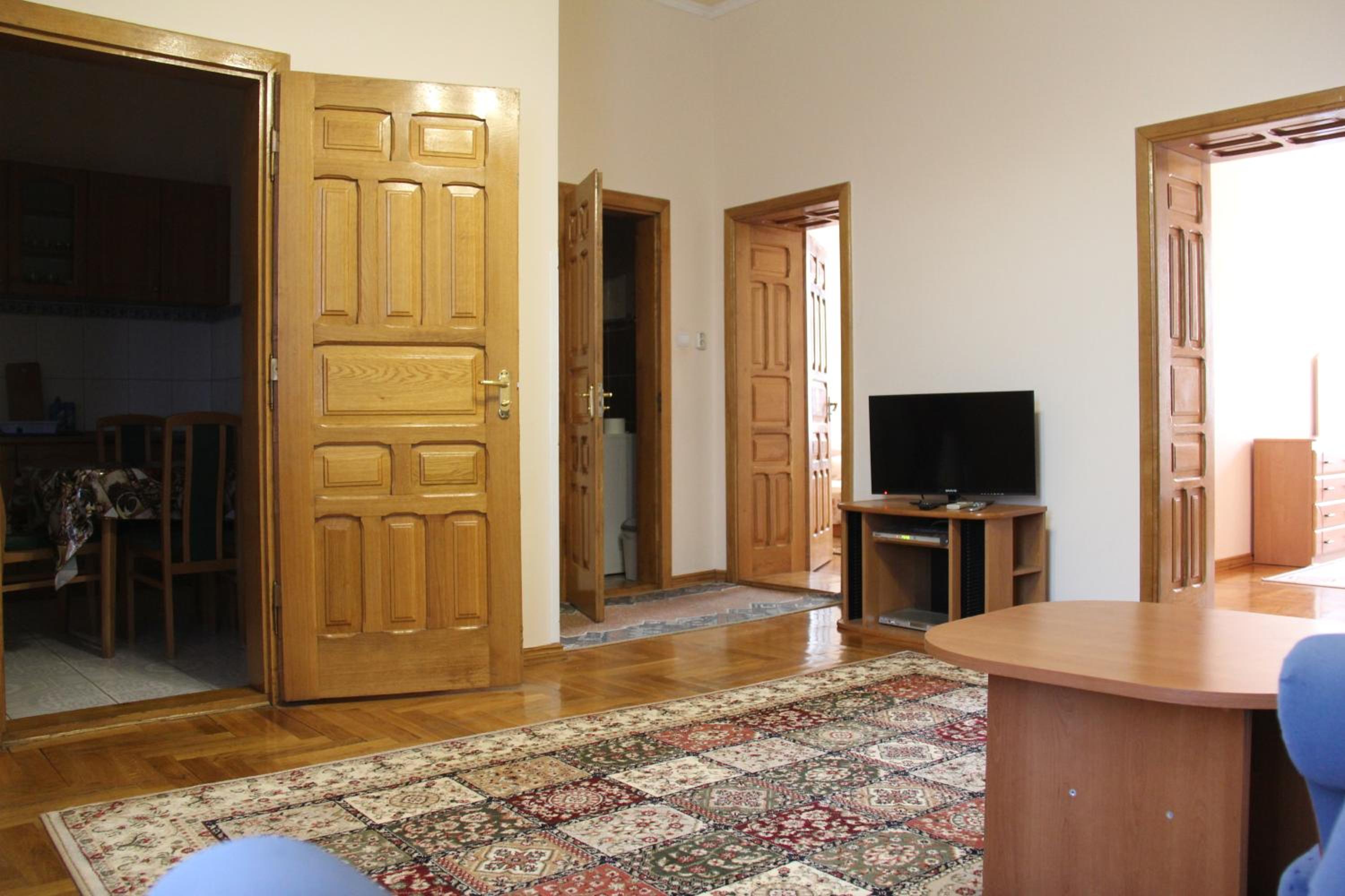 Apartments Domovik ,Kirilla i Mefodiya, 5, photo 55