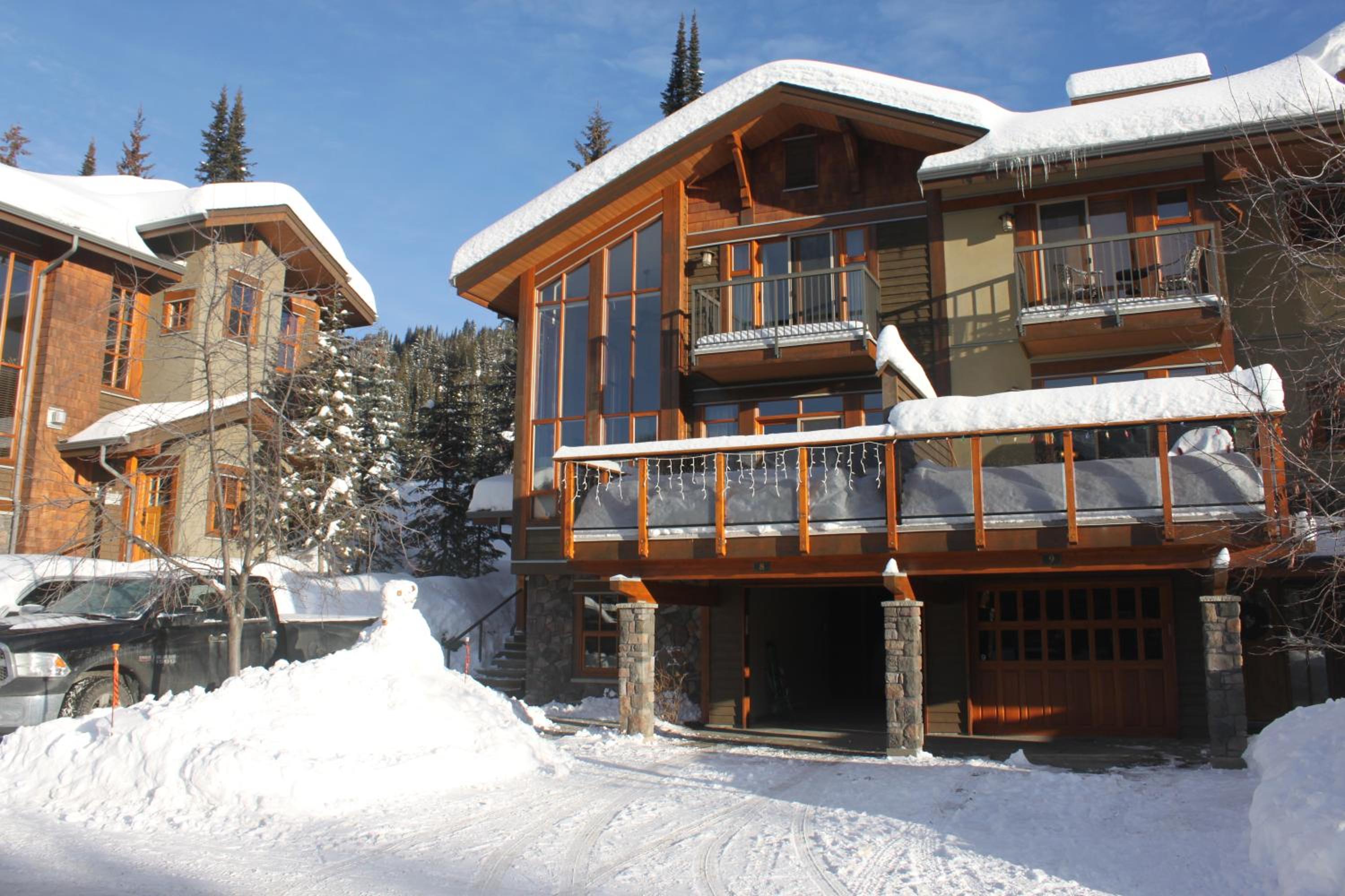 Hotel 8, Woodhaven, Sun Peaks