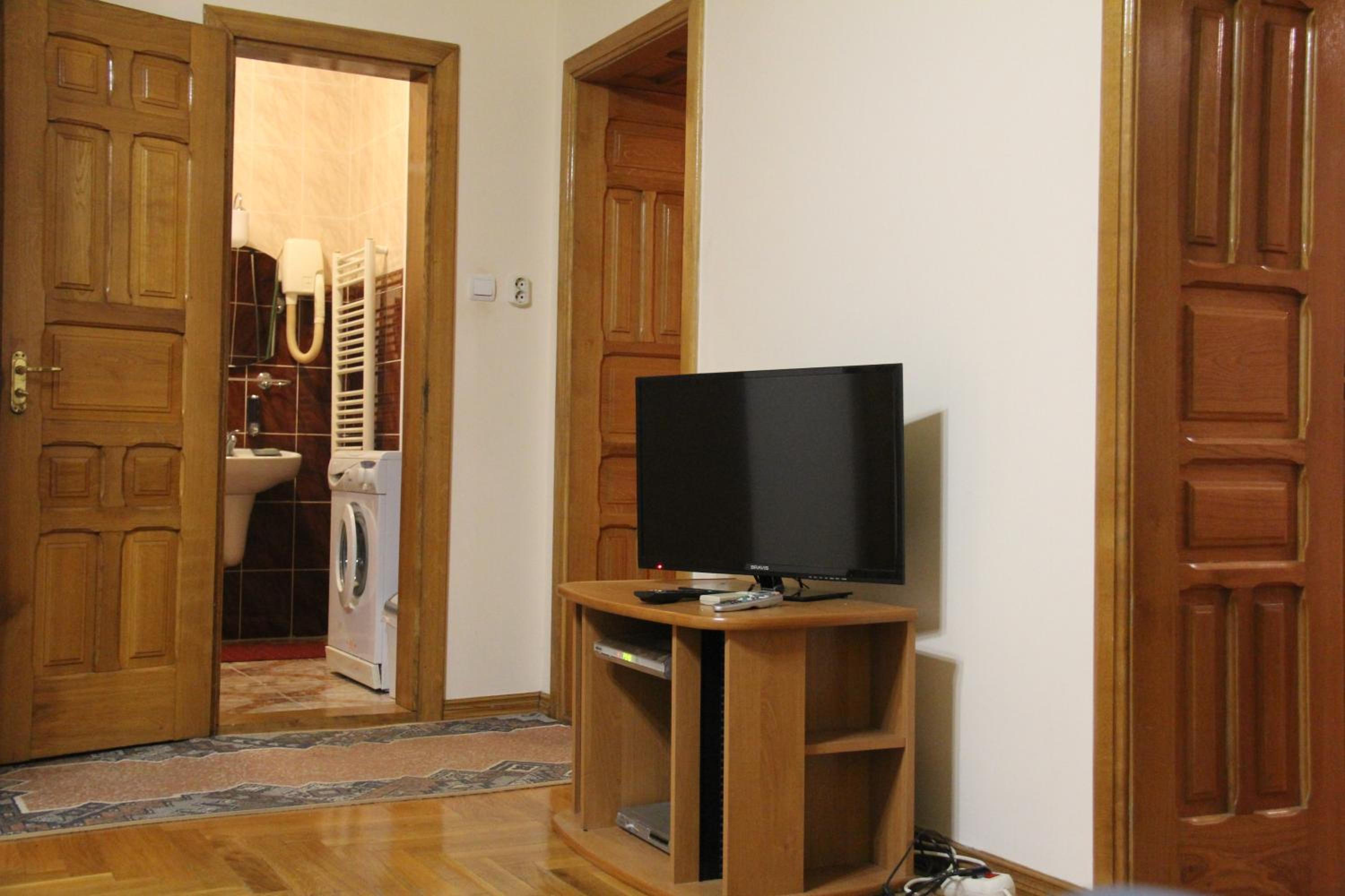 Apartments Domovik ,Kirilla i Mefodiya, 5, photo 73
