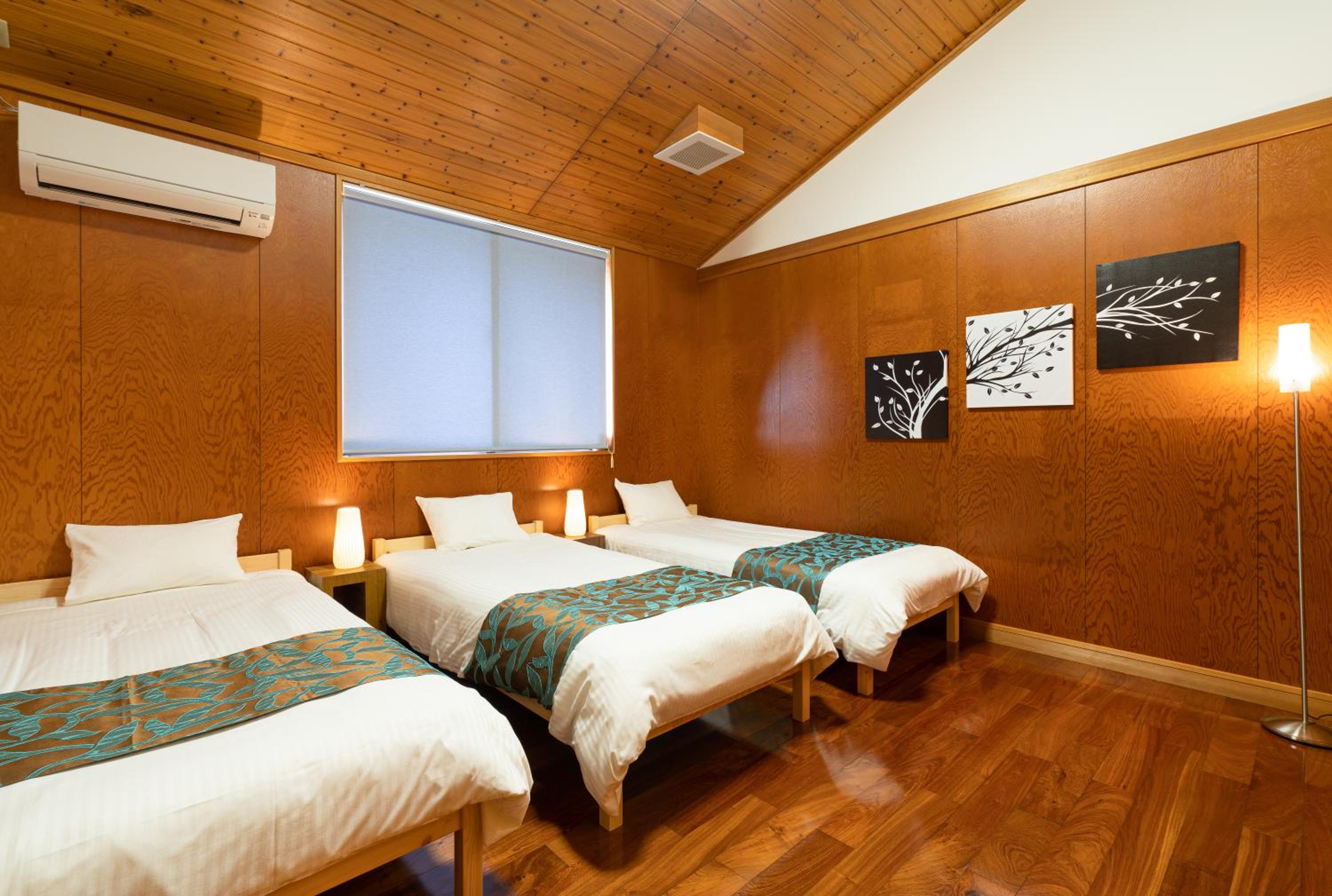 HOLIDAY INN GARAKUTA view 5
