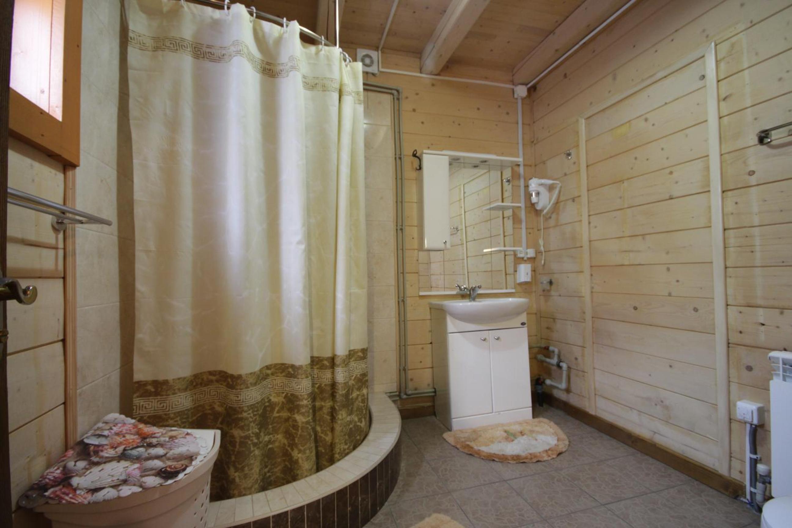 Photo 42