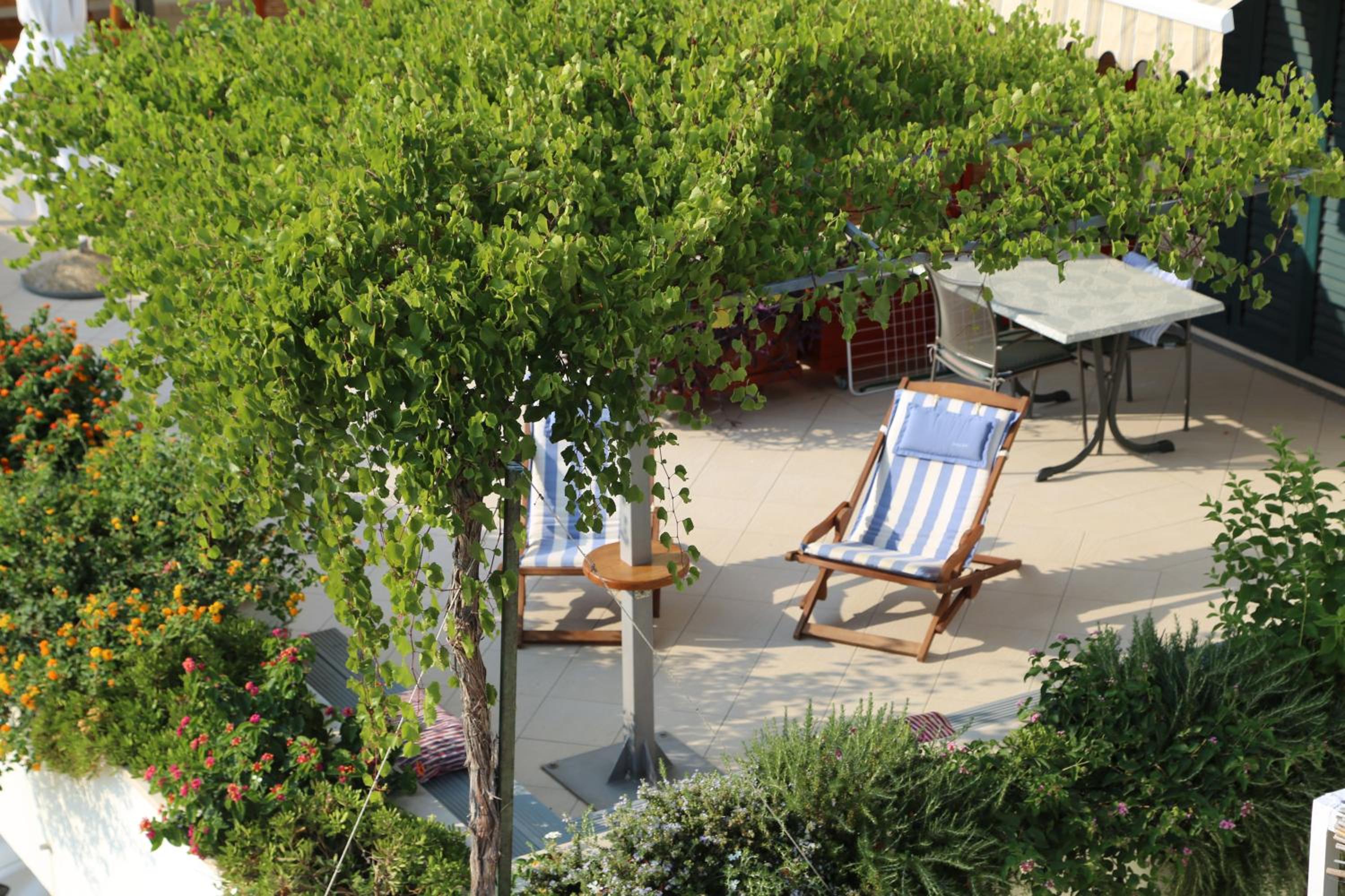 Apartments Plazibat view 2