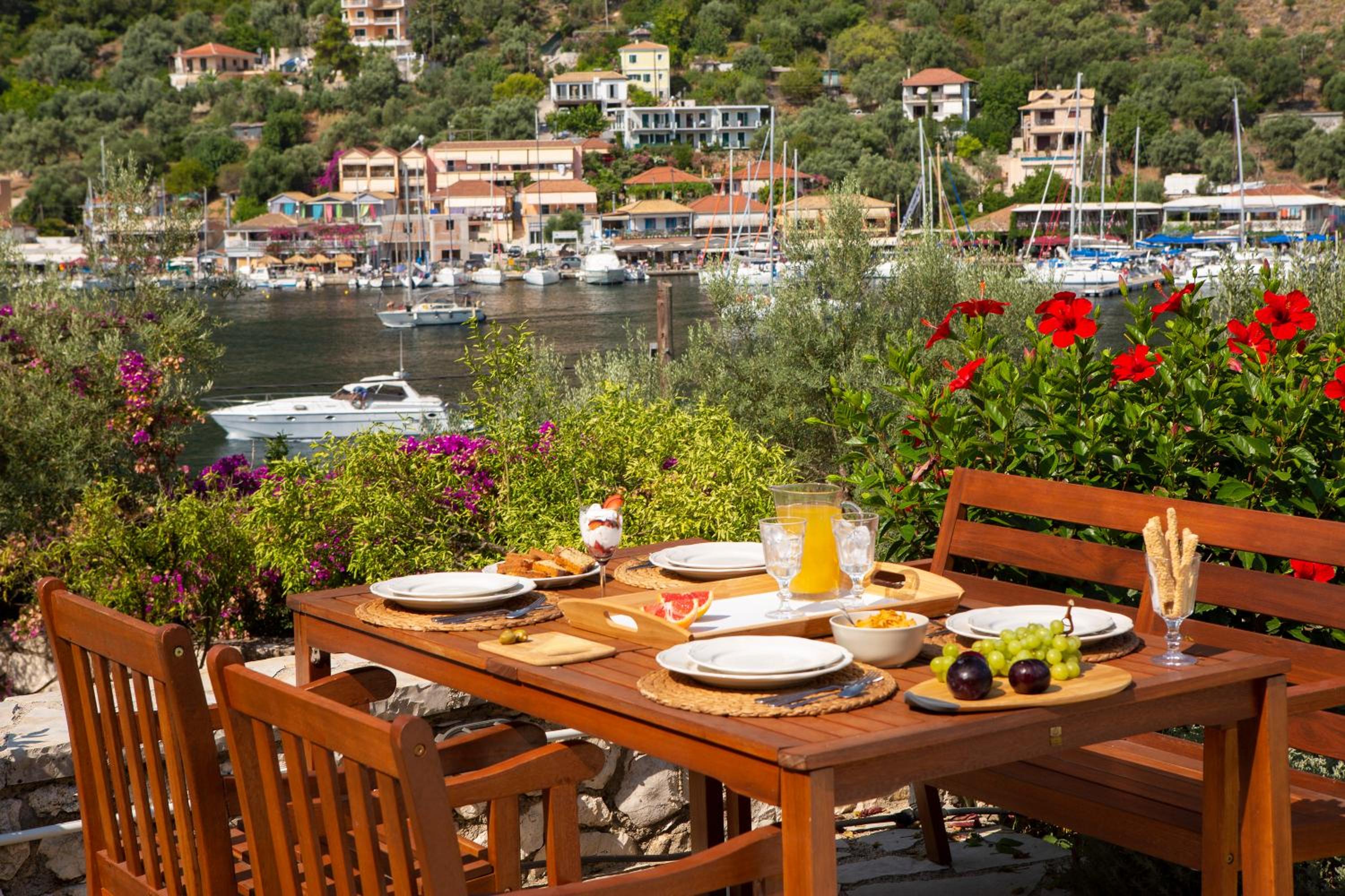 Arodo Seaside Villas | Villa Penelope view 5