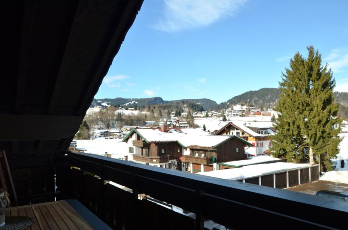 Oberstdorfer Bergwelt 200 en Oberstdorf — balance & terrace