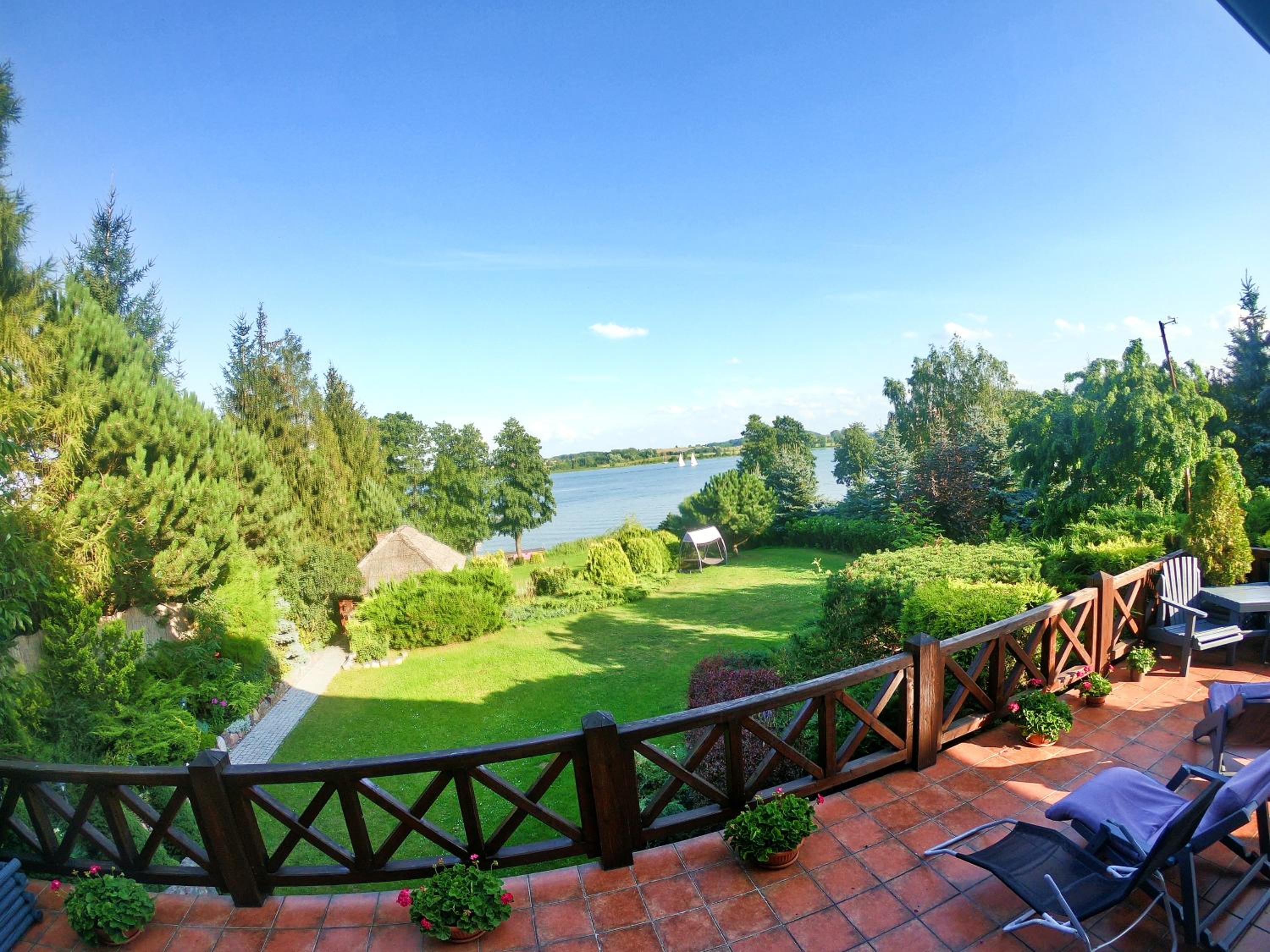 Family Lake House view 2