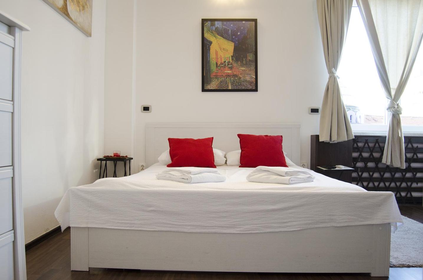 Studio apartment with a view of Ban Jelačić Square view 5