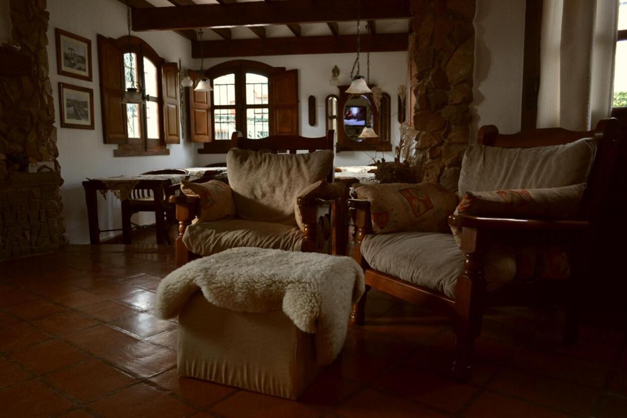 Hosteria Las Piedras