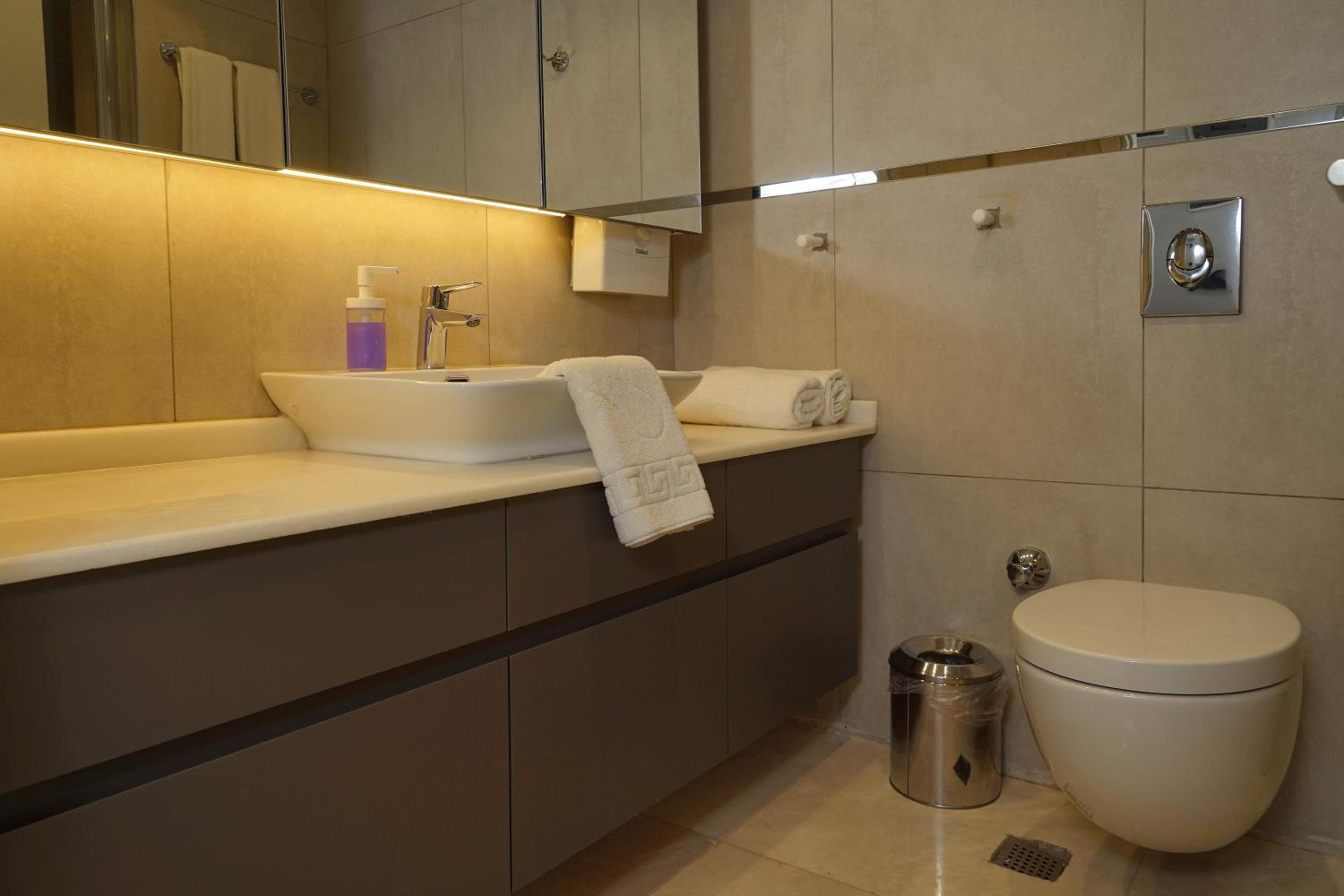 MENE SUITES - Image 56
