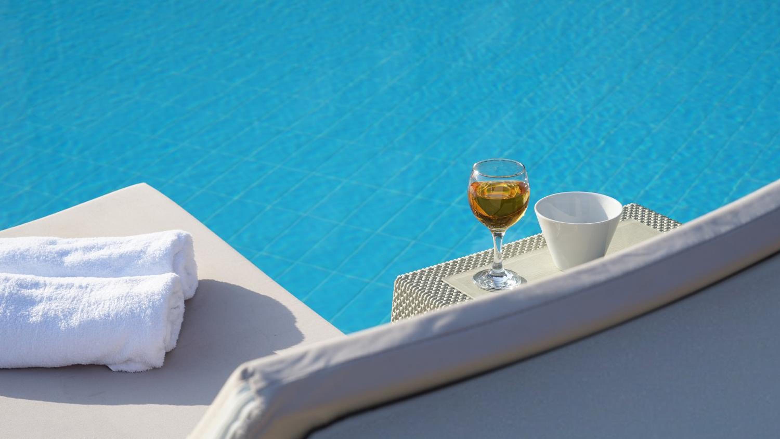 MENE SUITES - Image 37