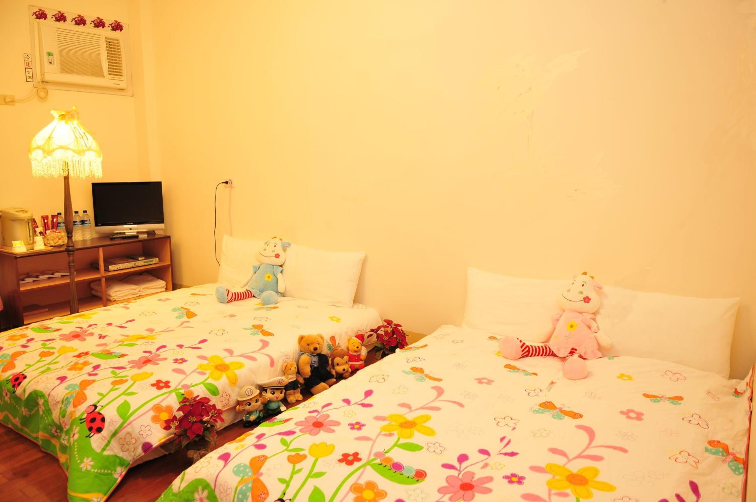 Photo 9