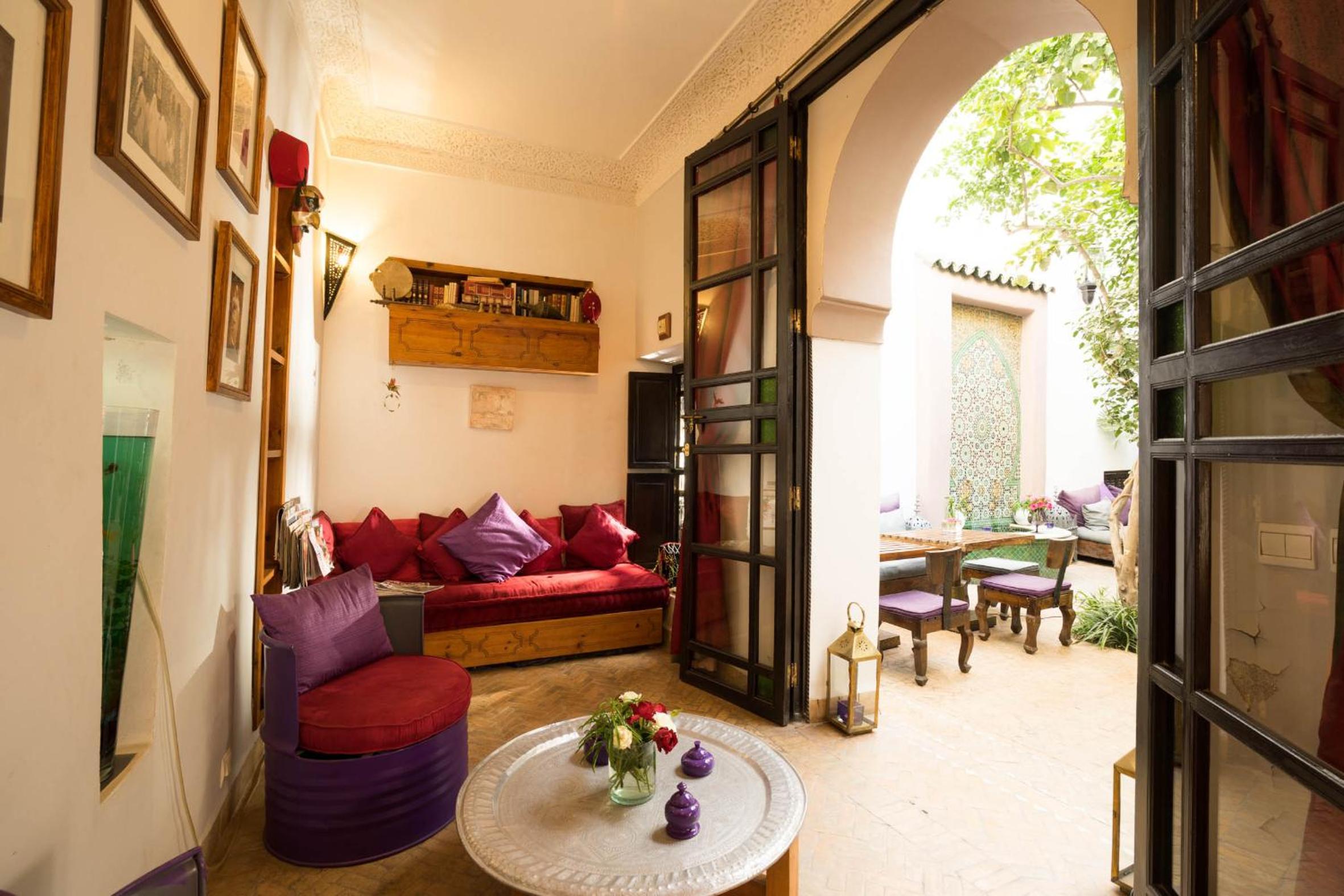 lounge
