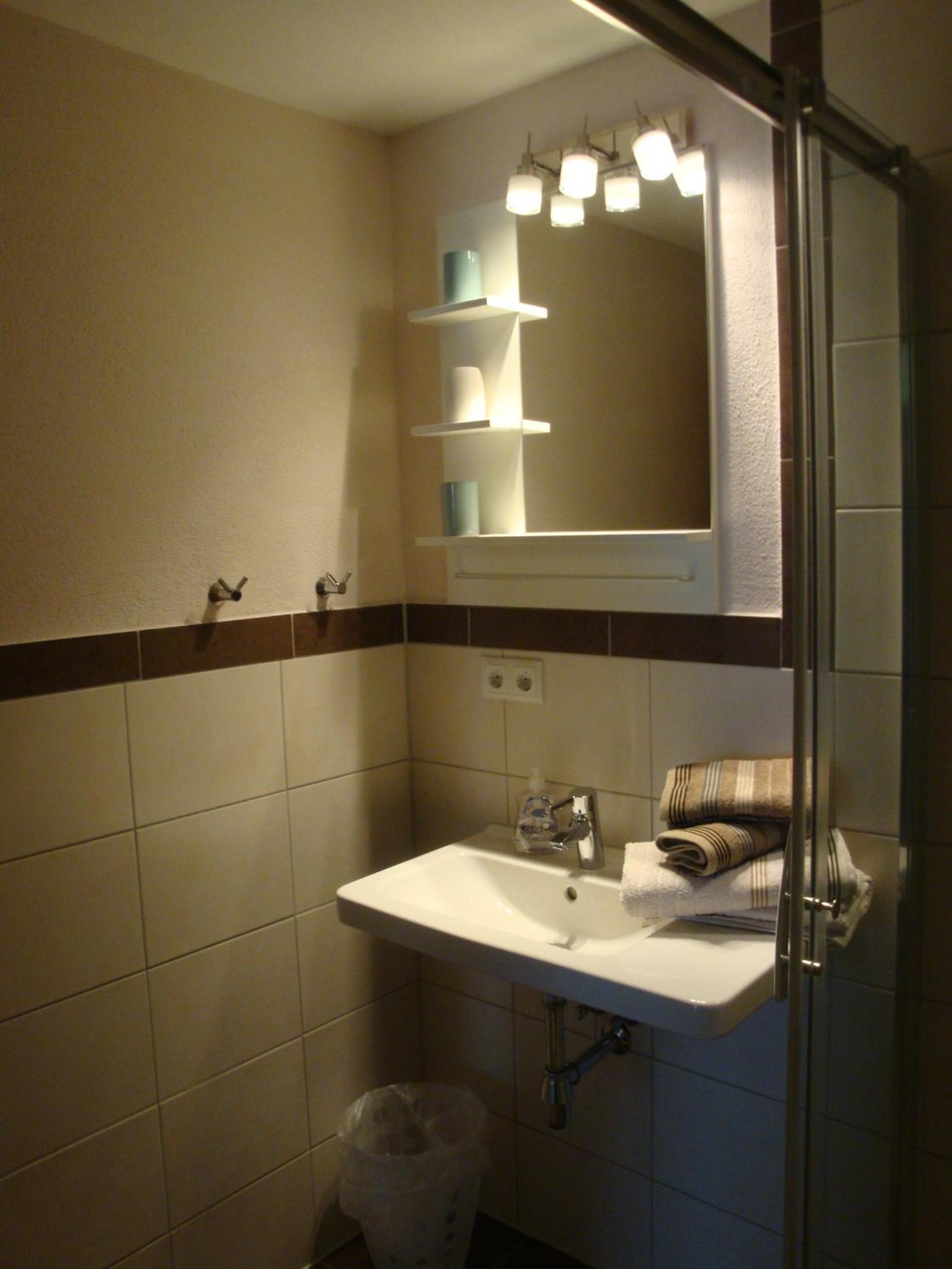 Photo 27