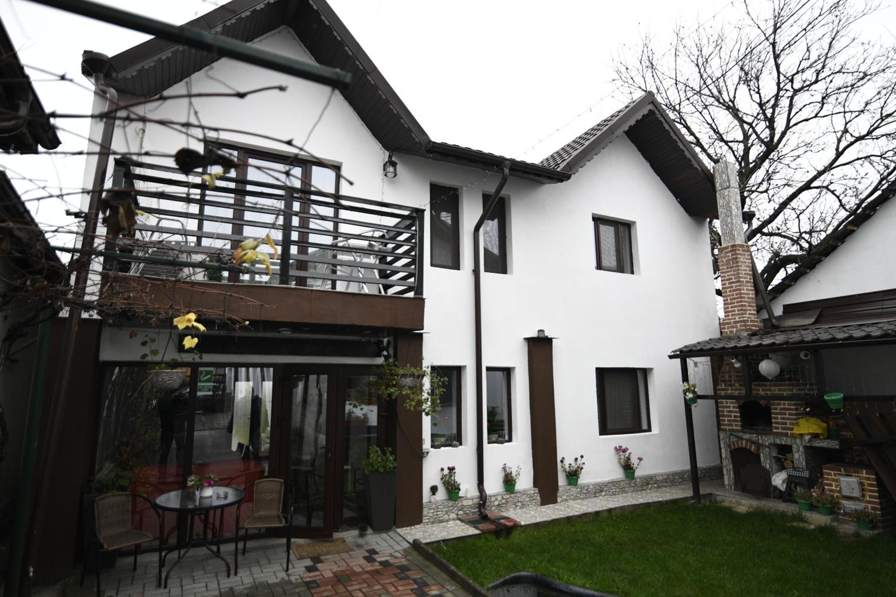 Photo 42