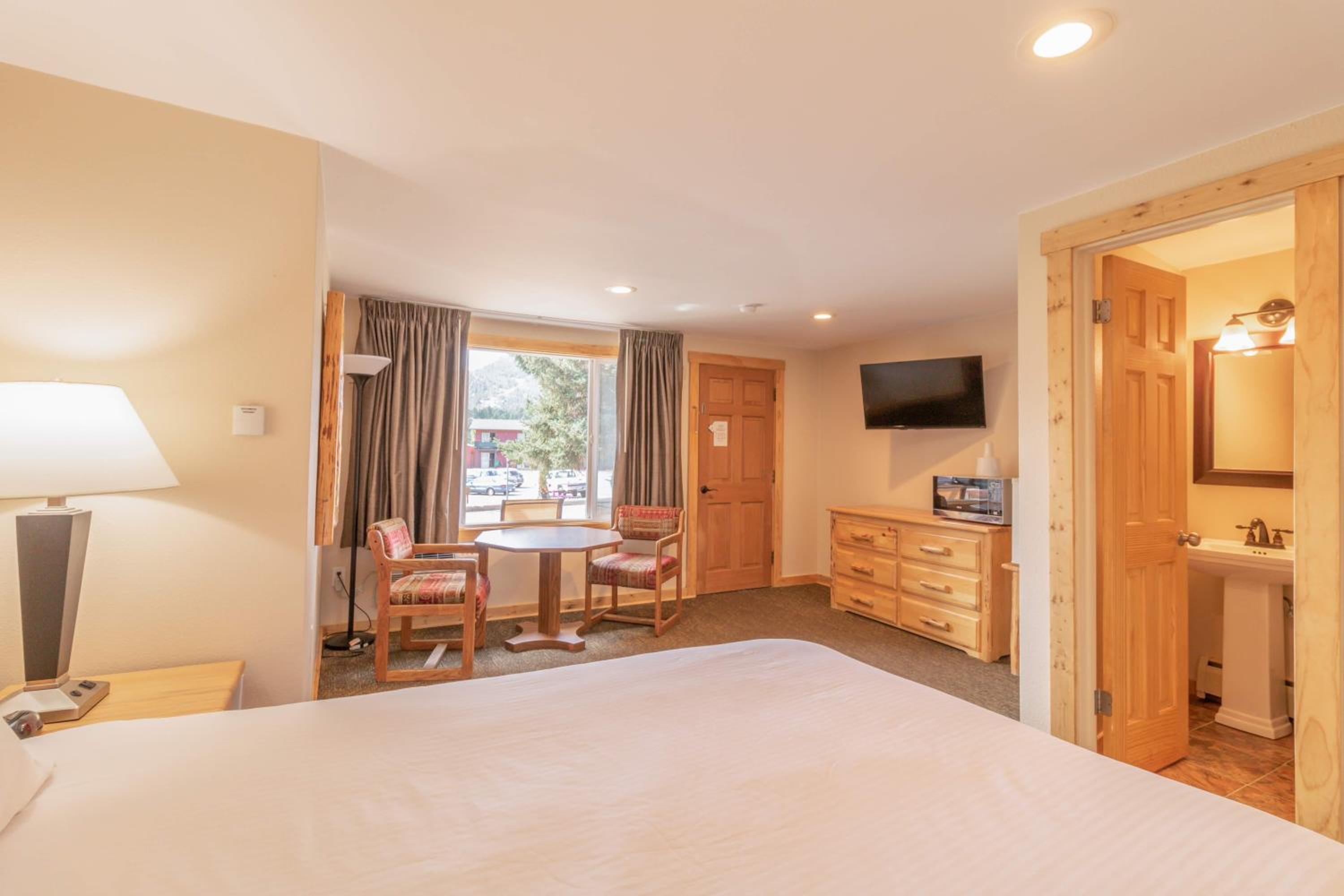 Discovery Lodge - Property Image 28
