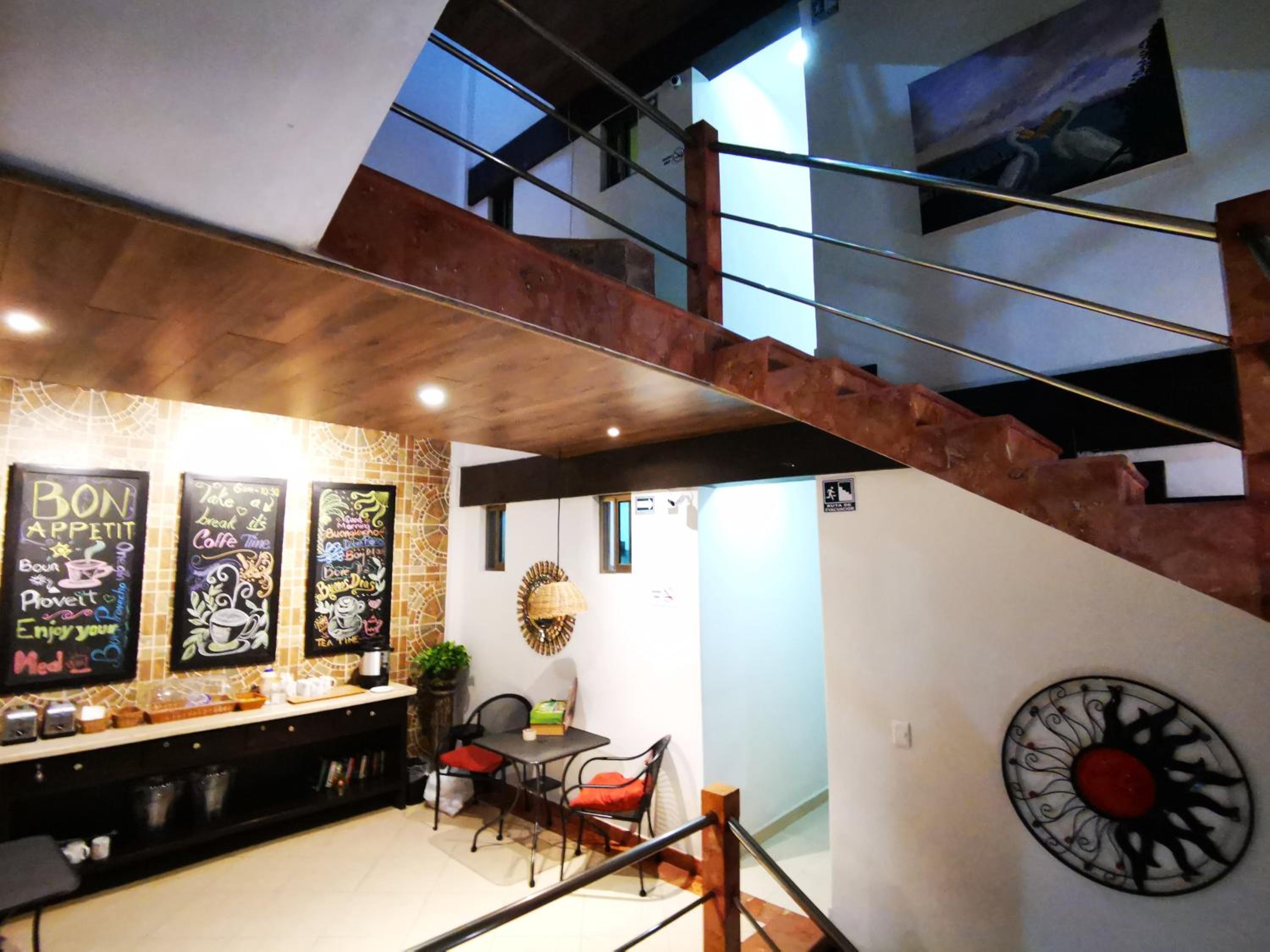 Hotel Kinich - Image 1