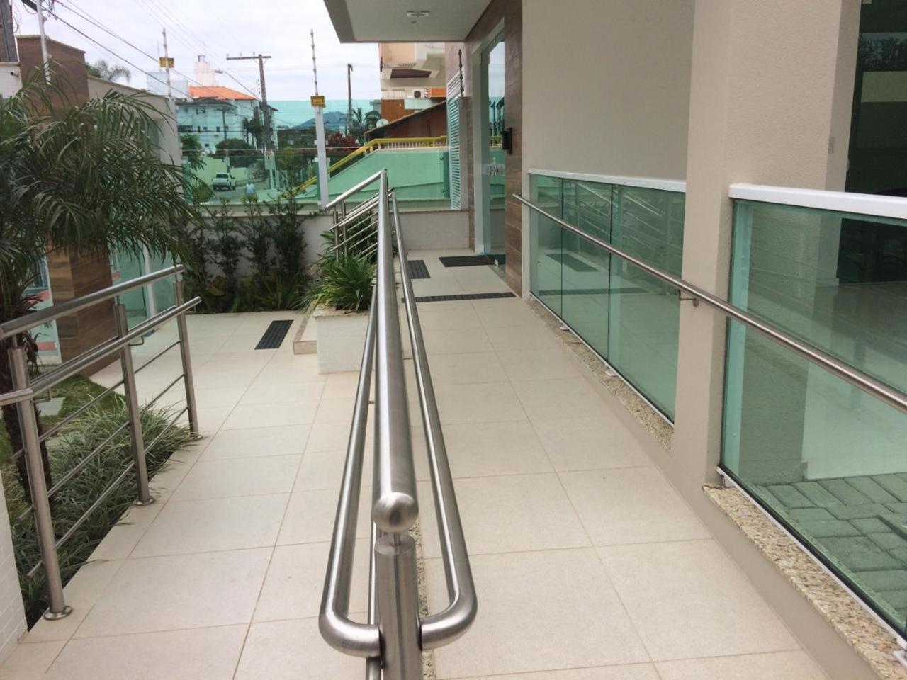 Lindo Apto, 50metros do mar, Ideal Para Familias