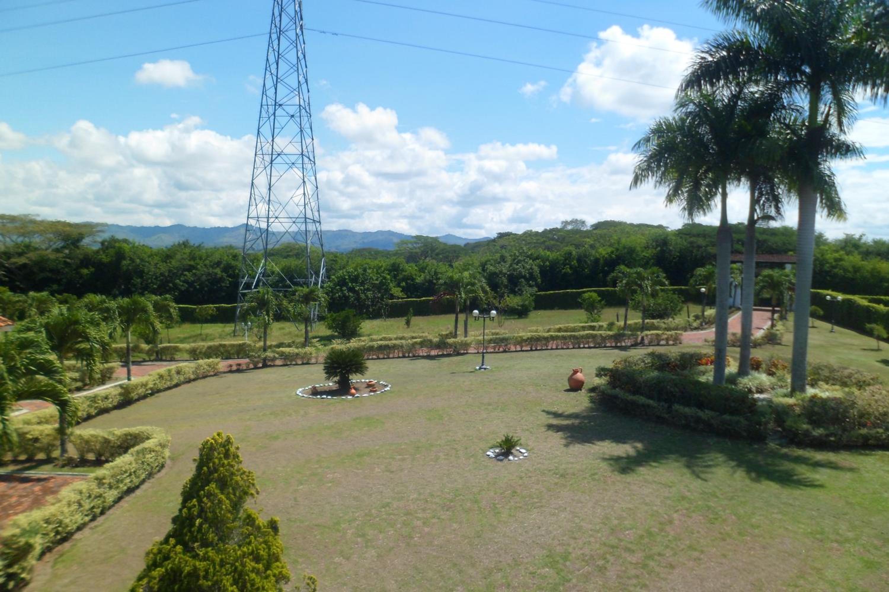 CASA CAMPESTRE LA CAMPIÑA LA VICTORIA Valle del Cauca ESPACIO COMPLETO
