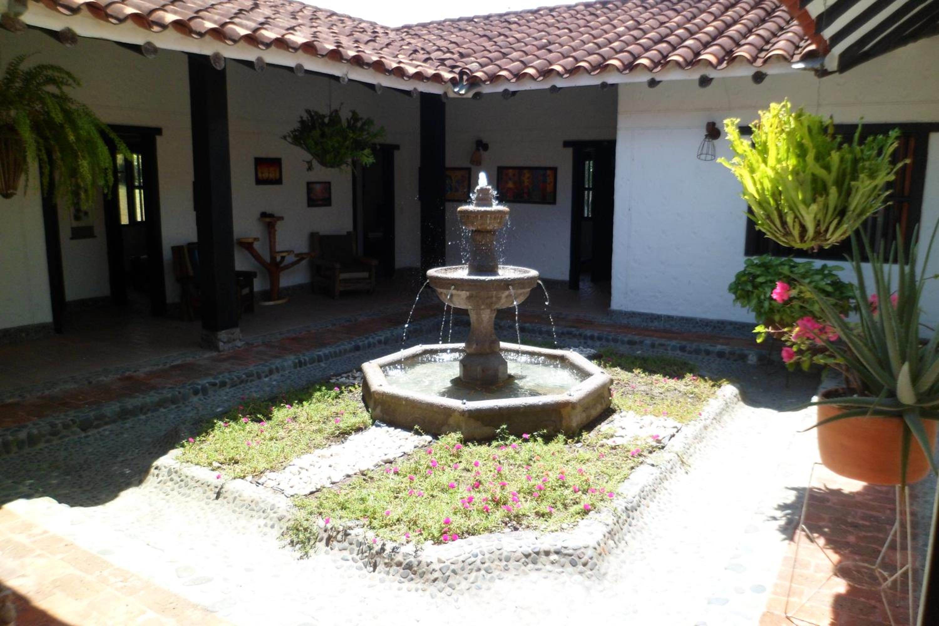 CASA CAMPESTRE LA CAMPIÑA LA VICTORIA Valle del Cauca ESPACIO COMPLETO