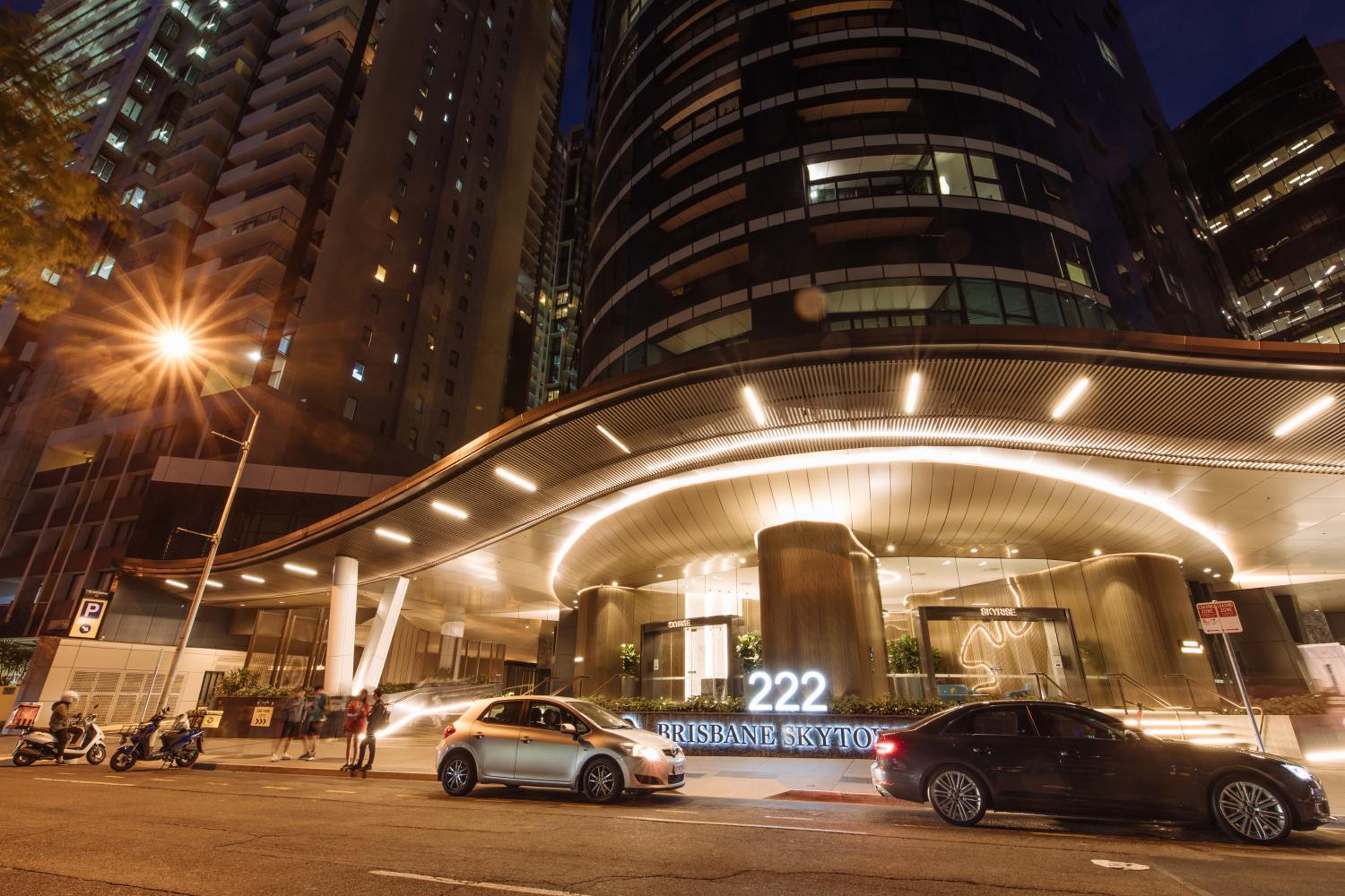 AirTrip Apartment on Margaret Street in CBD