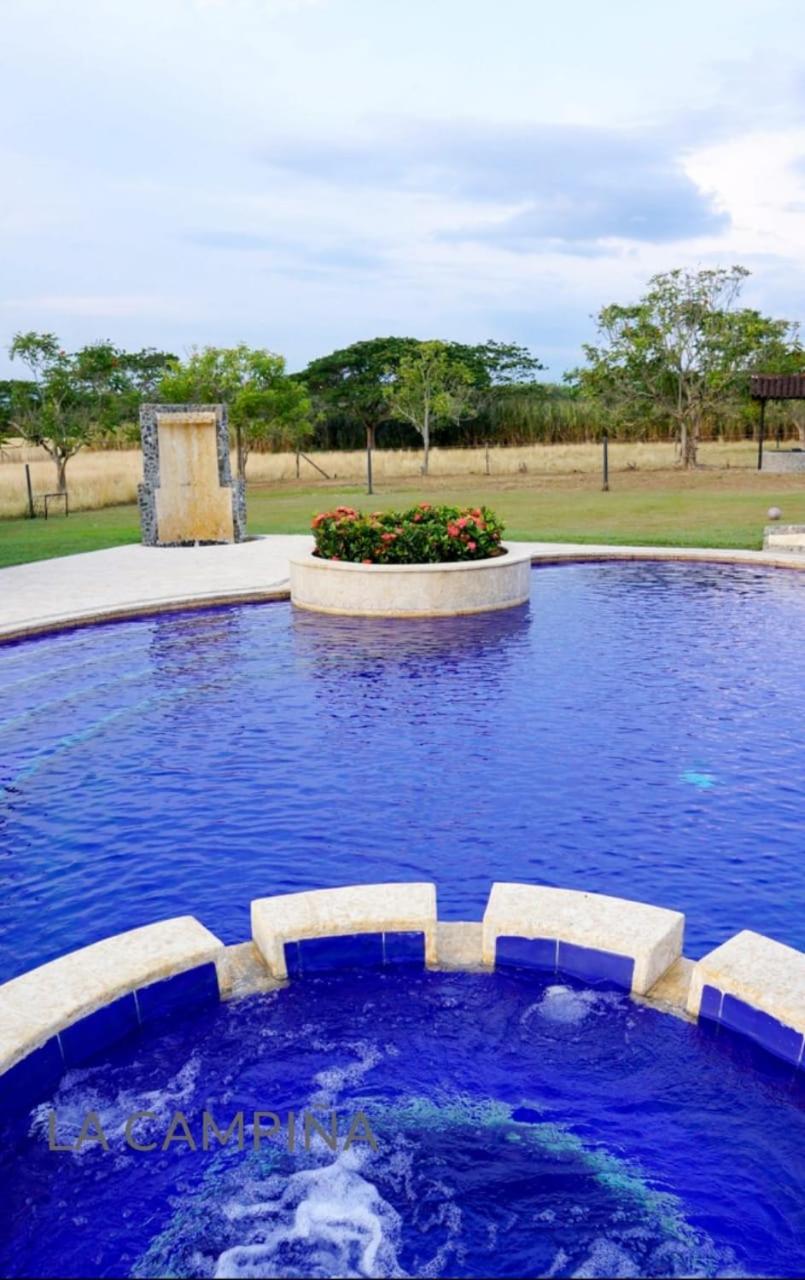 CASA CAMPESTRE LA CAMPIÑA LA VICTORIA Valle del Cauca ESPACIO COMPLETO