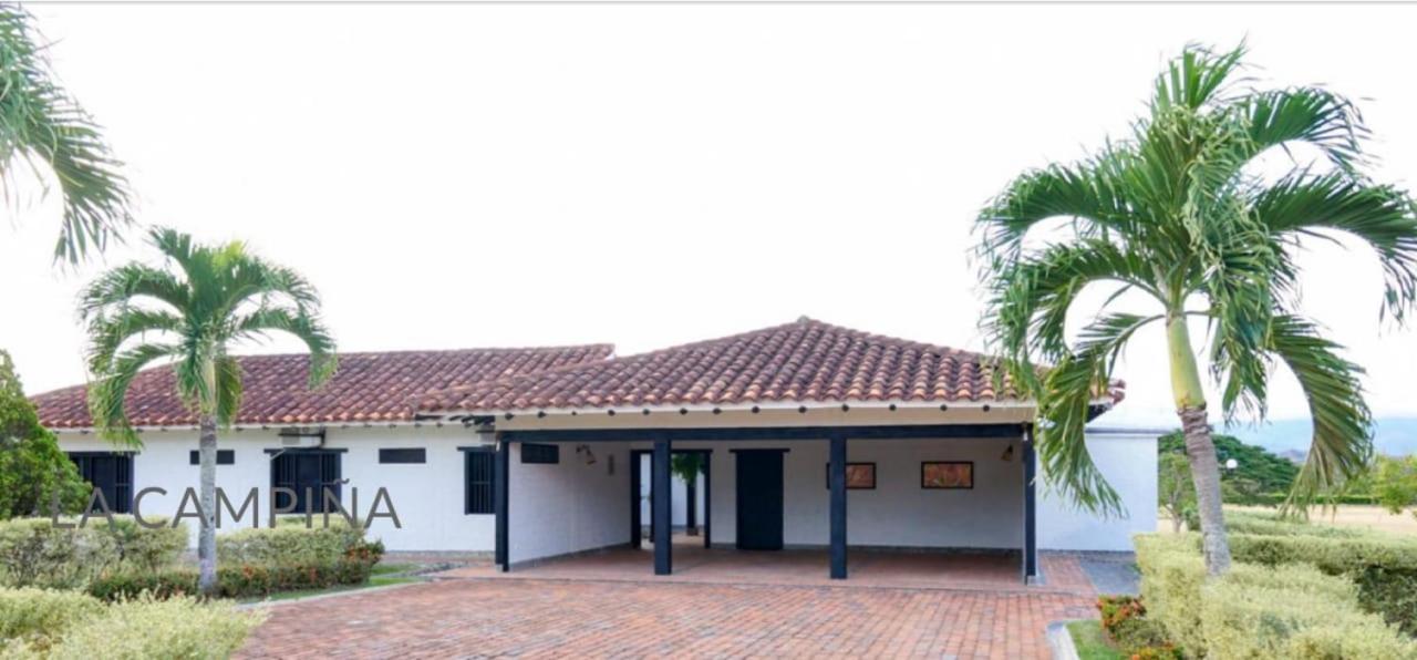 CASA CAMPESTRE LA CAMPIÑA LA VICTORIA Valle del Cauca ESPACIO COMPLETO