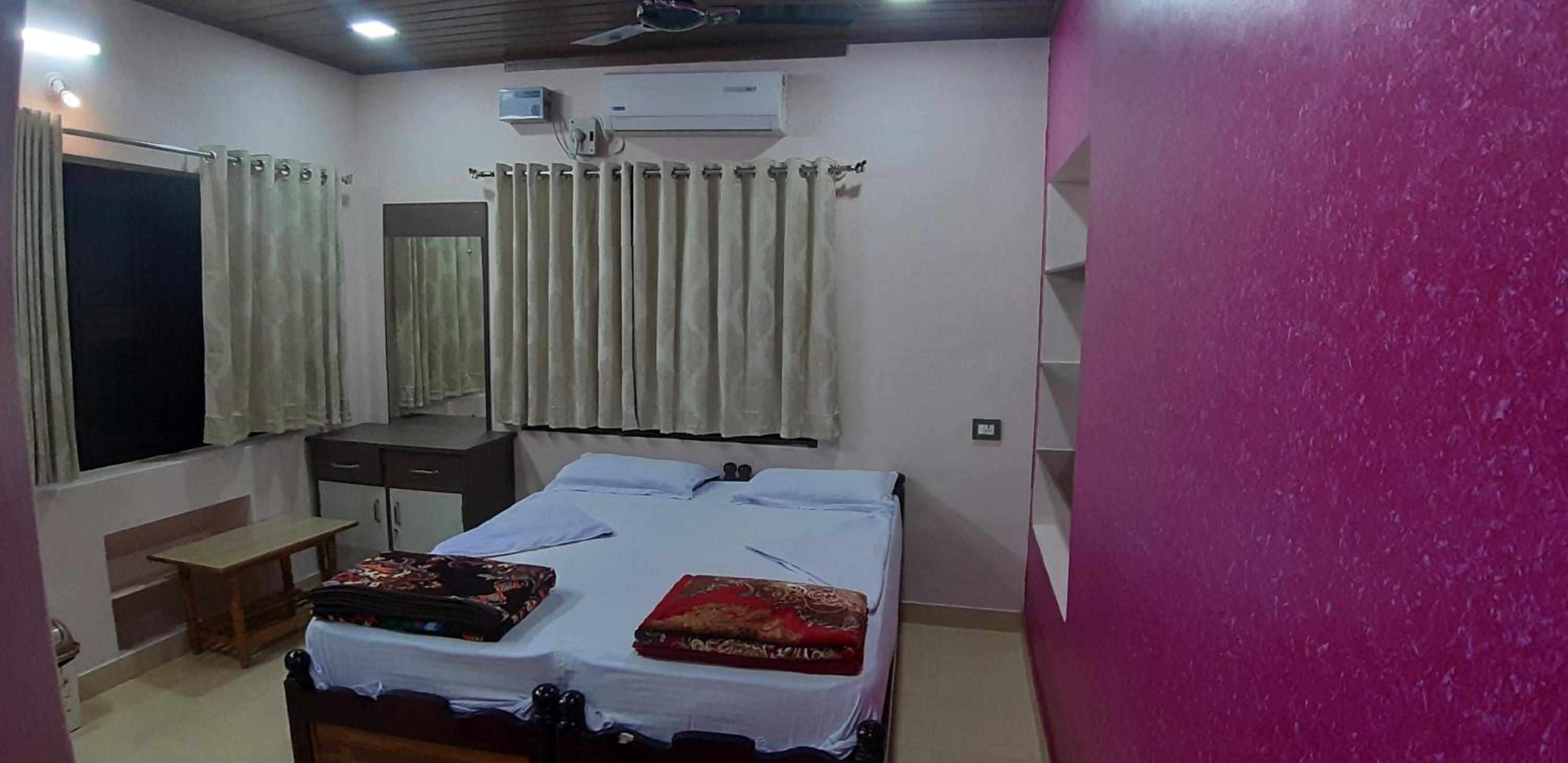 Manasa guest House