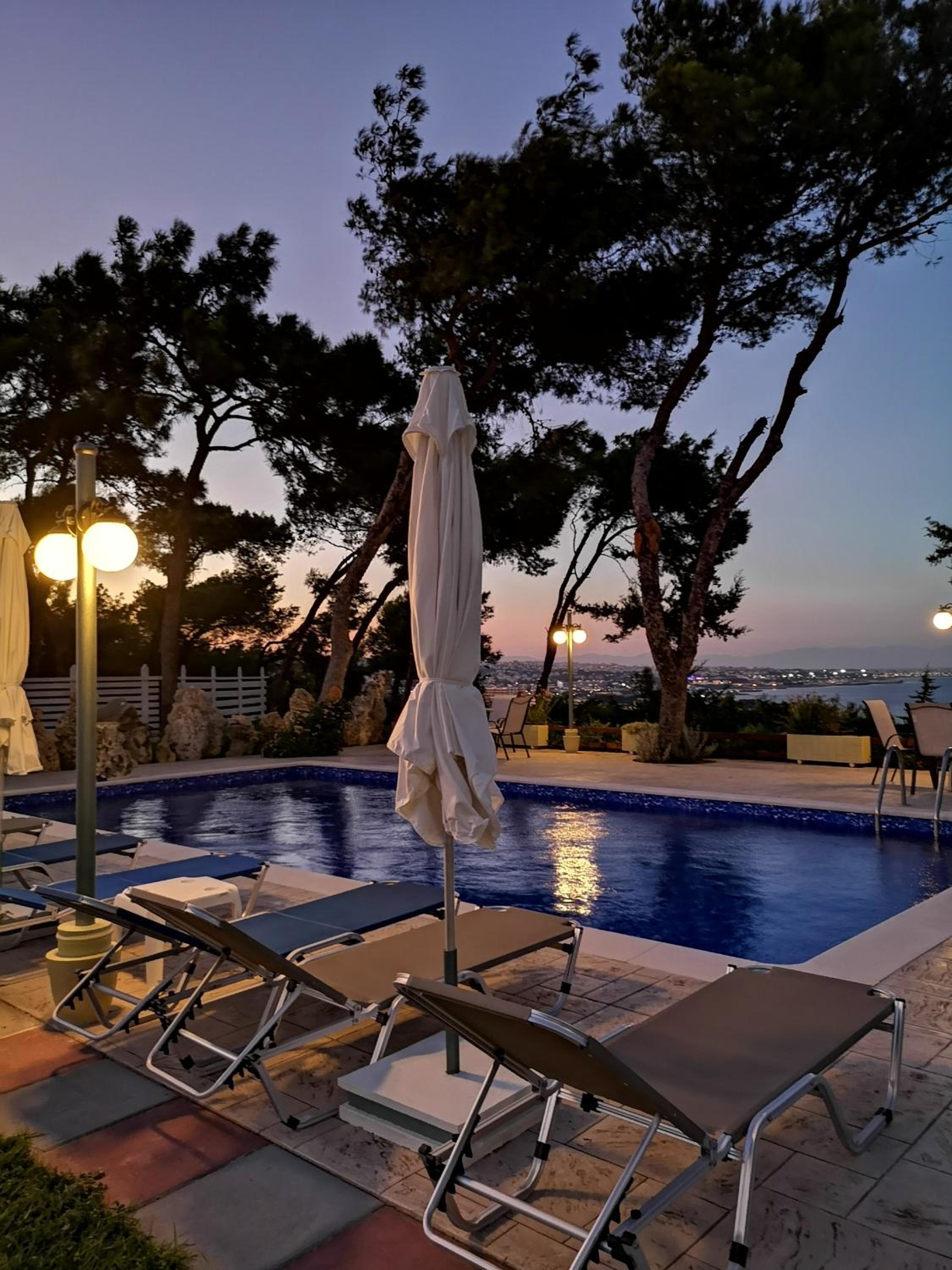 Louis Luxury Villa by living in blue view 2