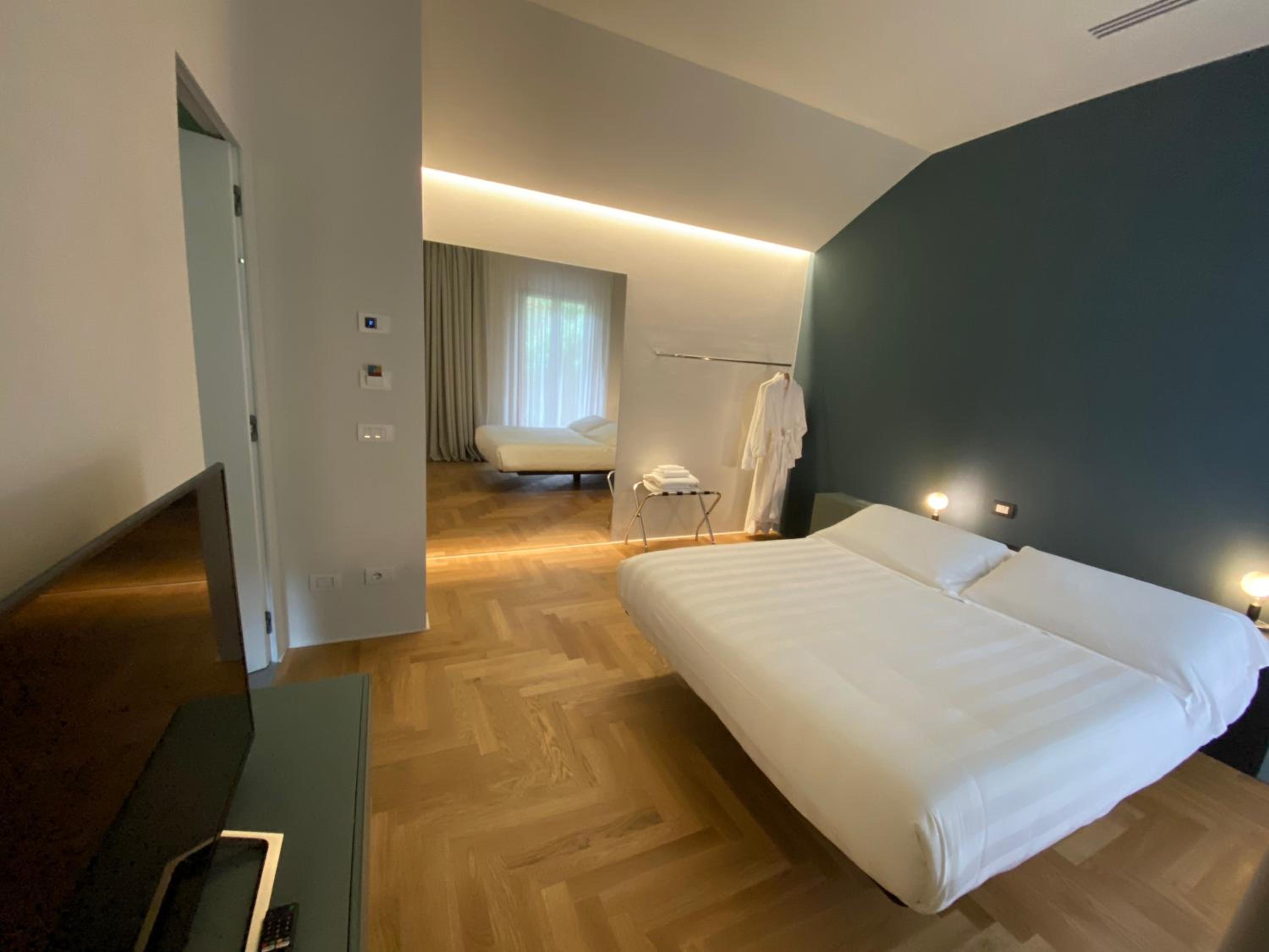 Photo 27