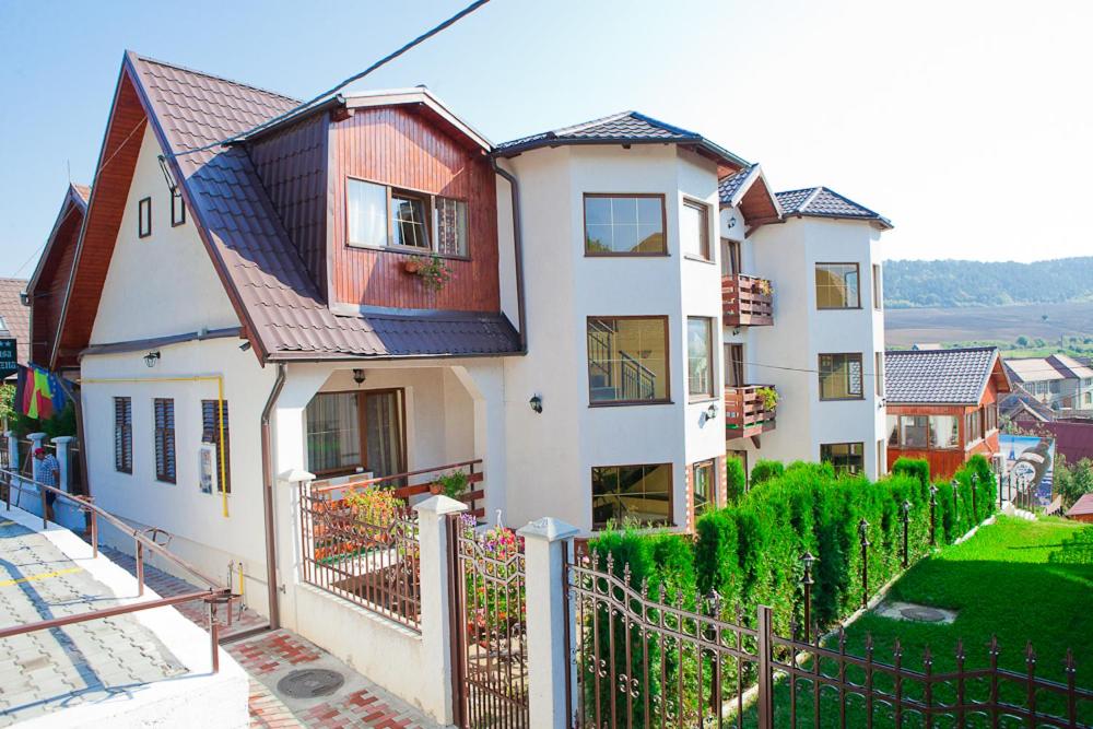 Casa Bazna