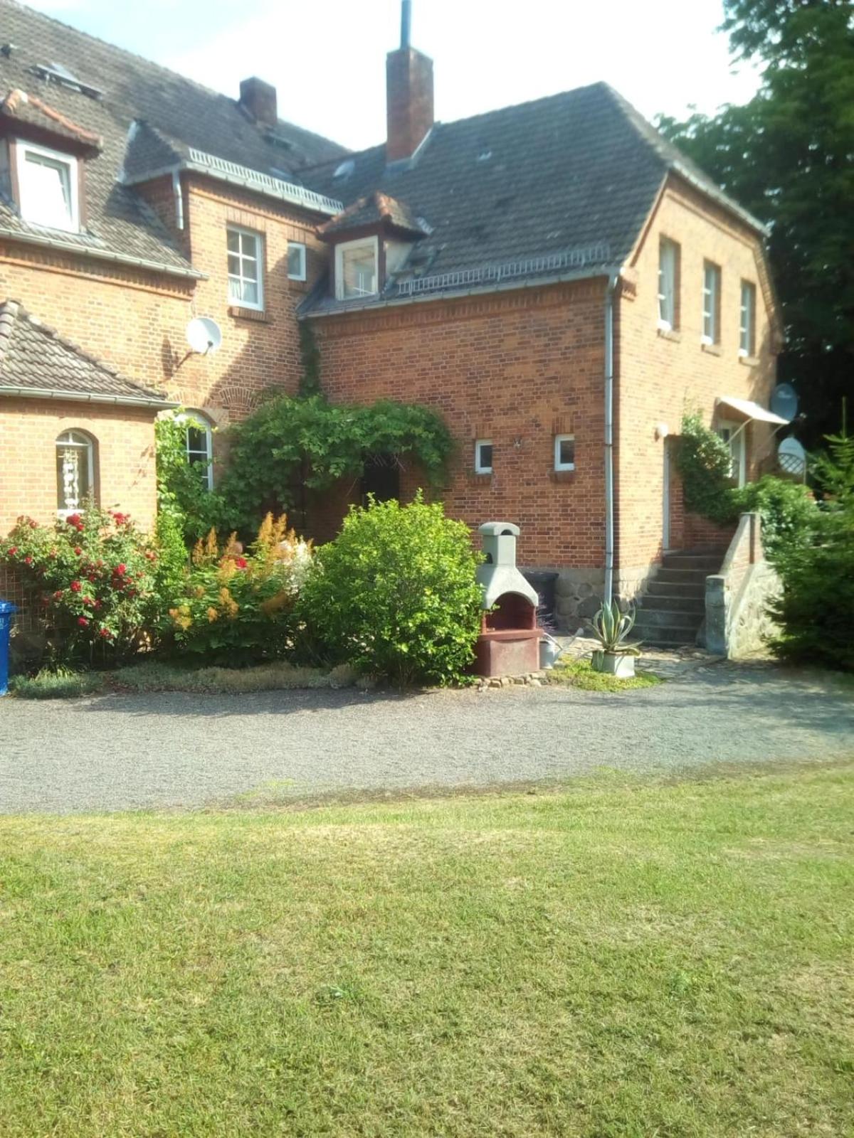 Gutshaus Dämelow tussen Schwerin en Wismar view 5