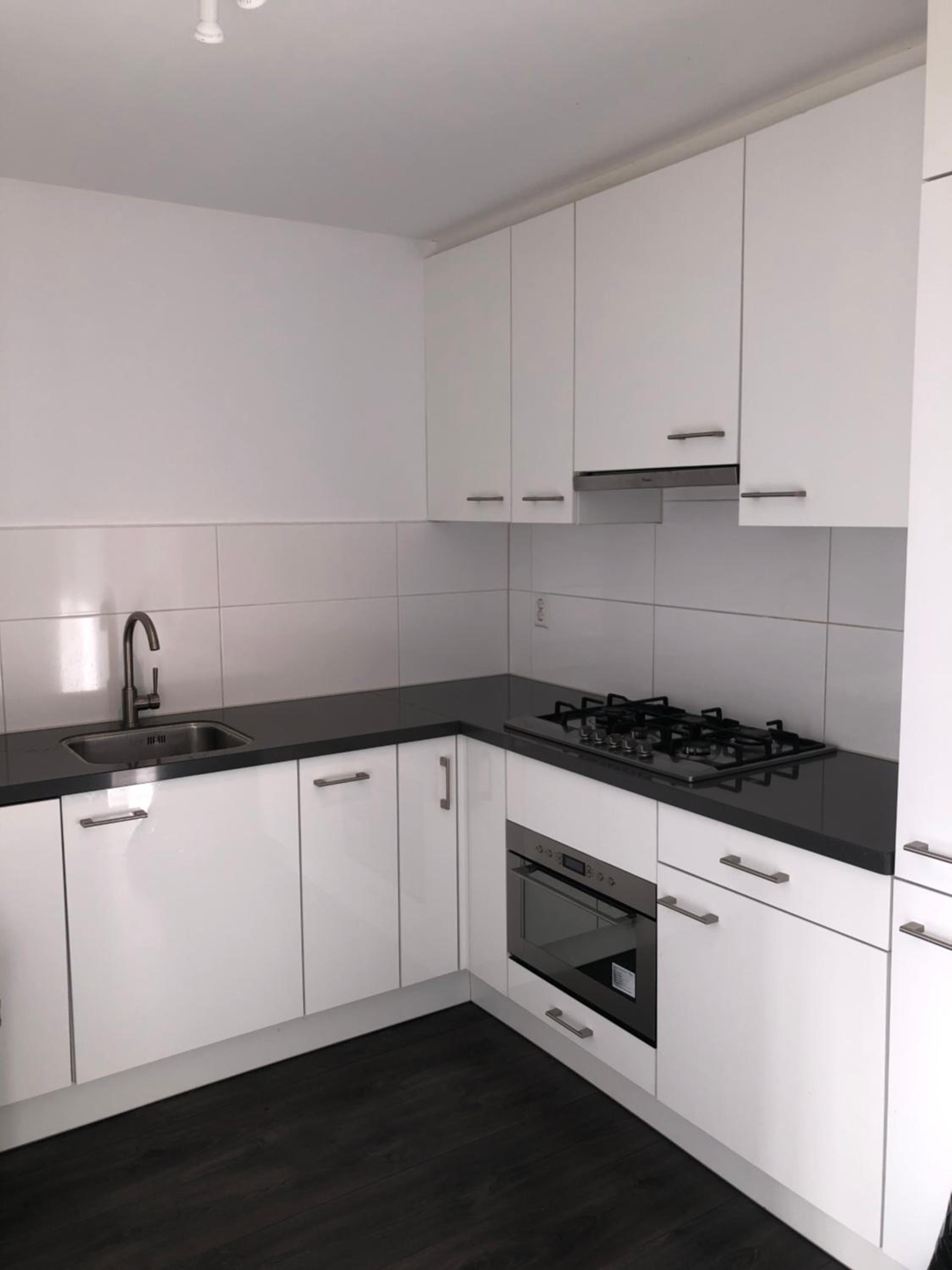 White Moon Apartment
