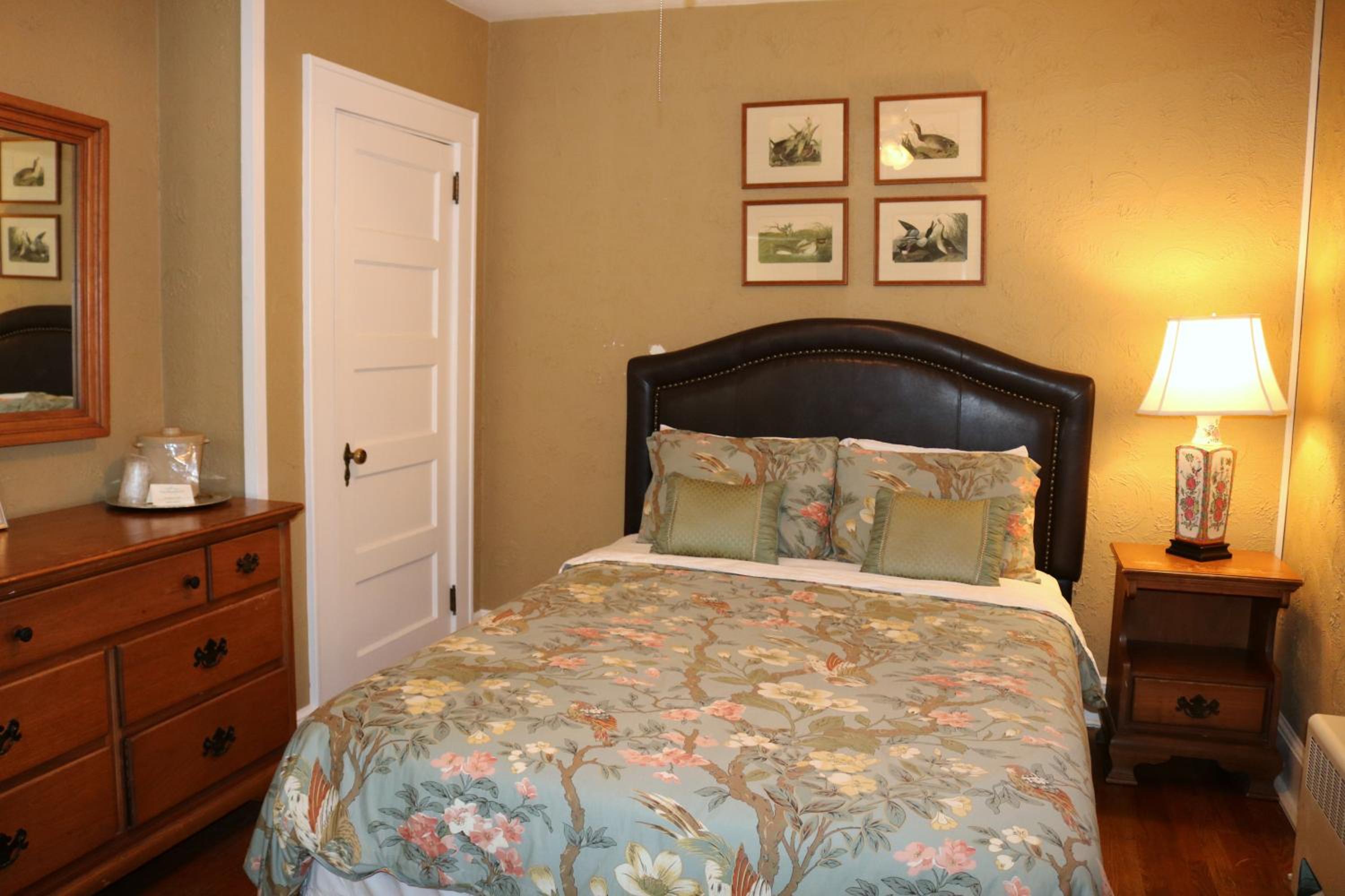 Echo Mountain Inn