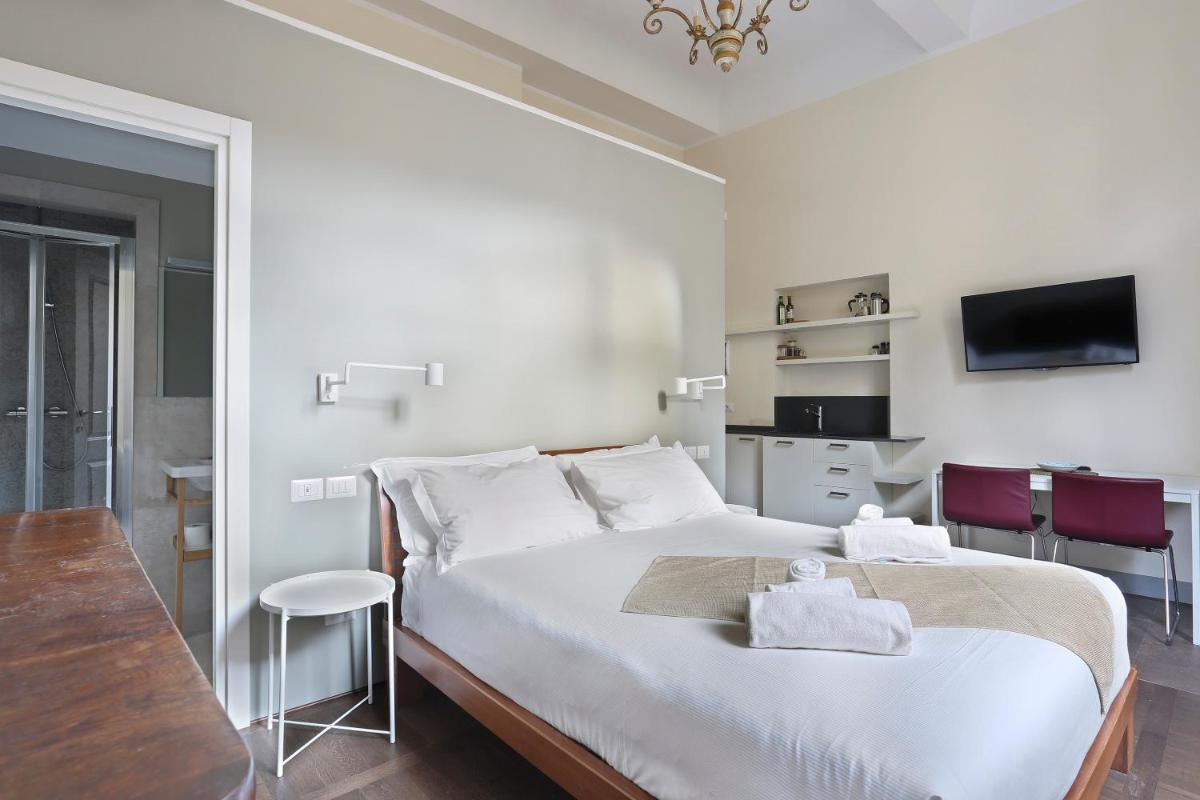 Apt. Salvia Pauline Suites, Palazzo Borghese photo 2