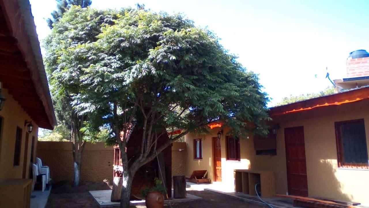 LAS ACACIAS