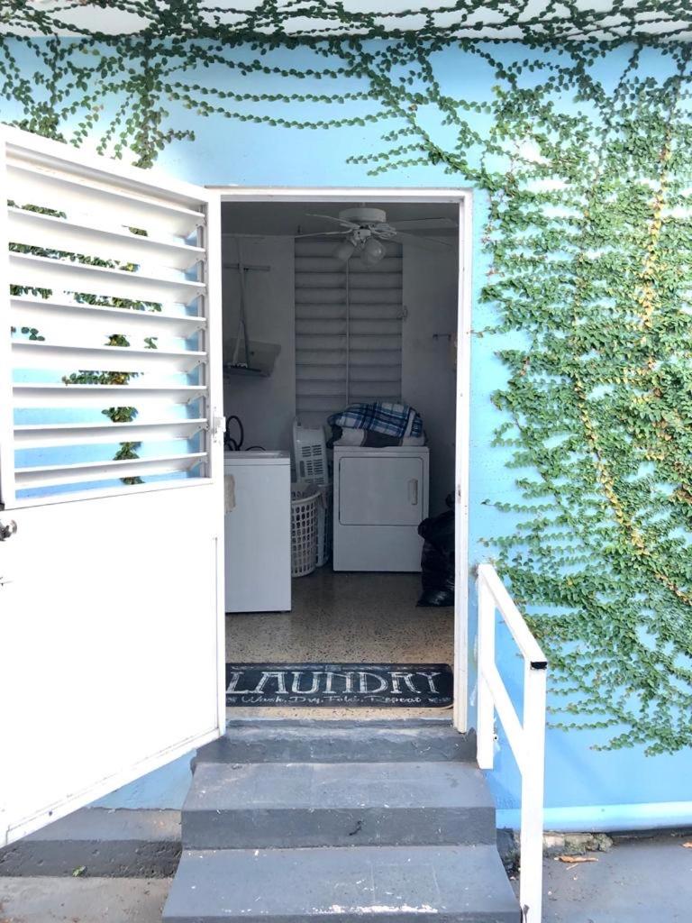 Calle Hollanda 3 Bedroom Home - Property Image 1