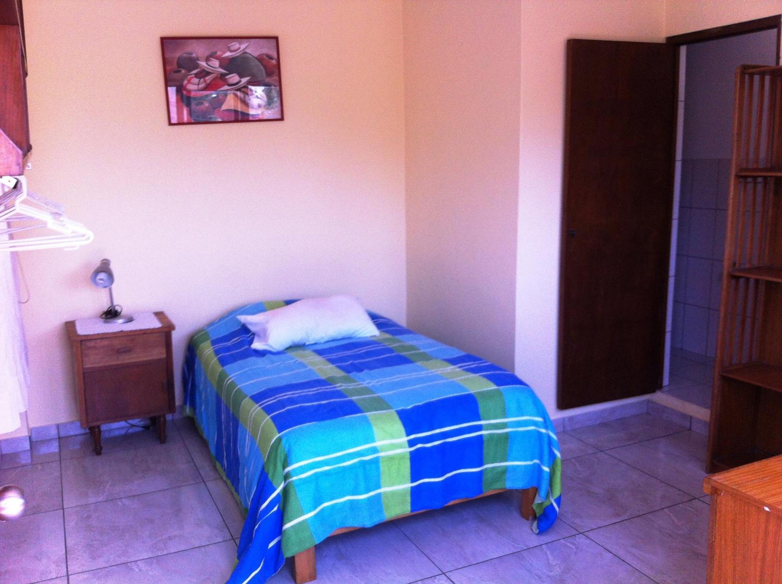 Habitación amoblada en Surco, Lima, Peru view 5
