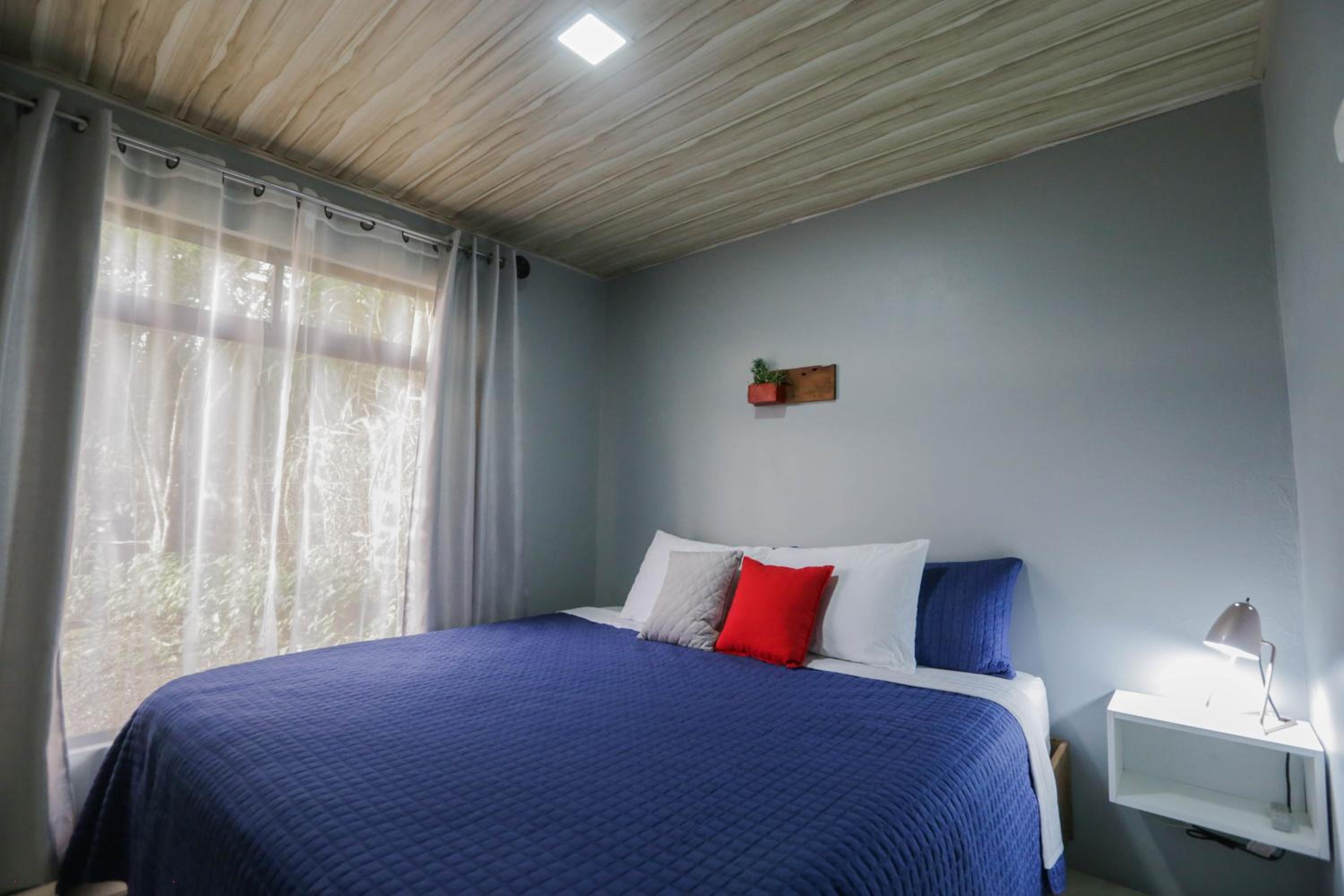 Casa Suculenta ,Monteverde con Jacuzzi Privado y Lavandería