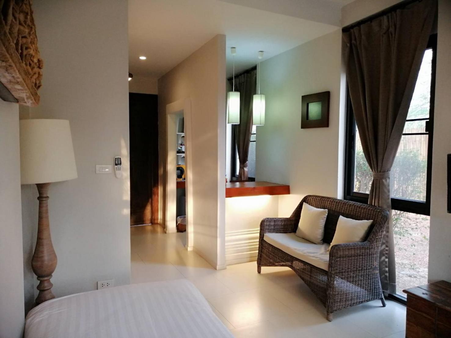 Tharaburi Resort
