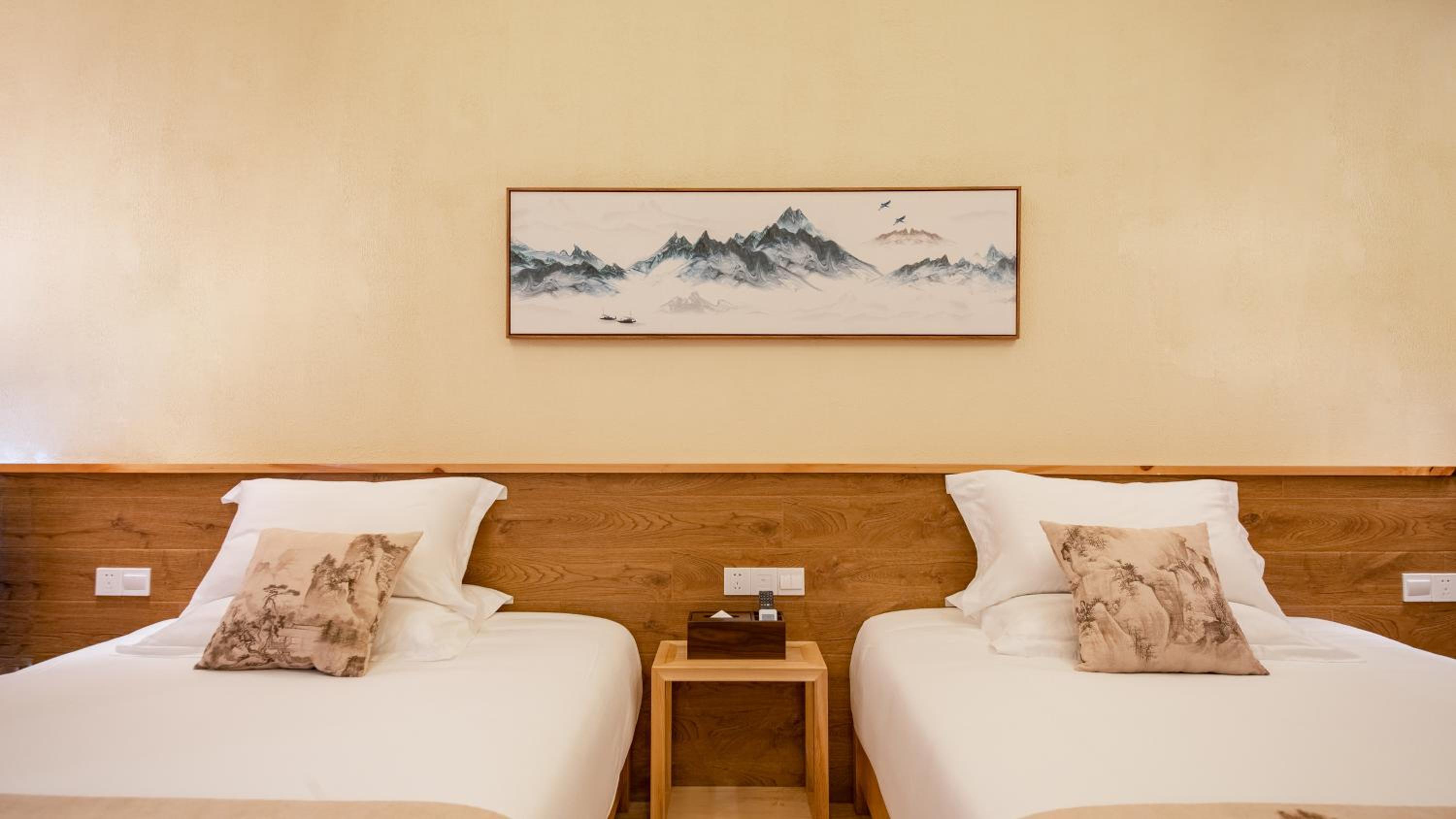 Shan Ju Qiu Ming Floral Hotel in Tengchong 花筑 腾冲山居秋暝精品客栈