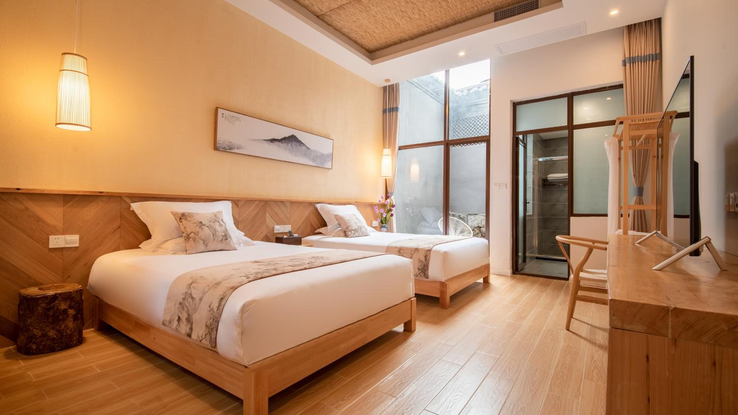 Shan Ju Qiu Ming Floral Hotel in Tengchong 花筑 腾冲山居秋暝精品客栈