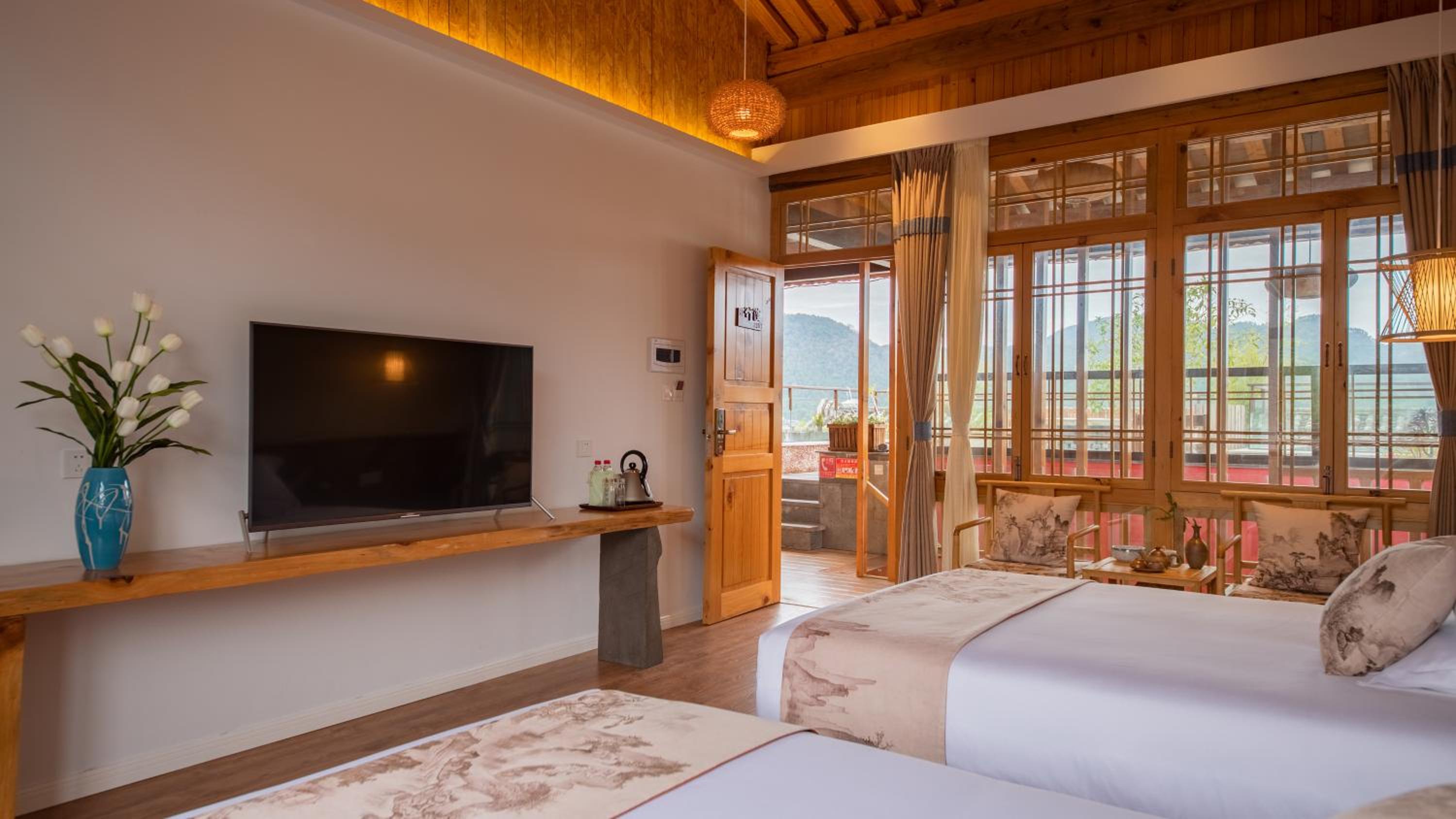 Shan Ju Qiu Ming Floral Hotel in Tengchong 花筑 腾冲山居秋暝精品客栈