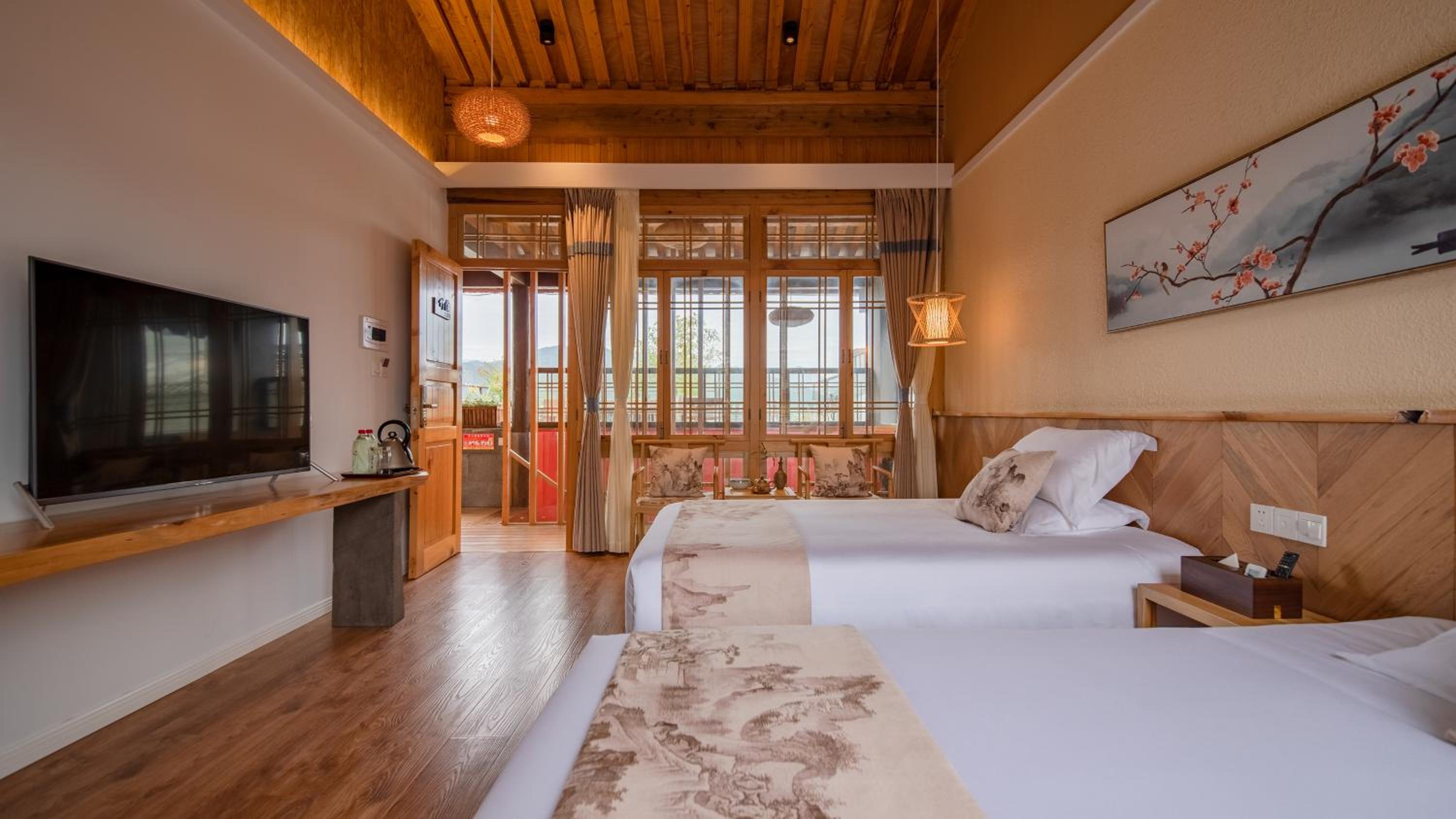 Shan Ju Qiu Ming Floral Hotel in Tengchong 花筑 腾冲山居秋暝精品客栈
