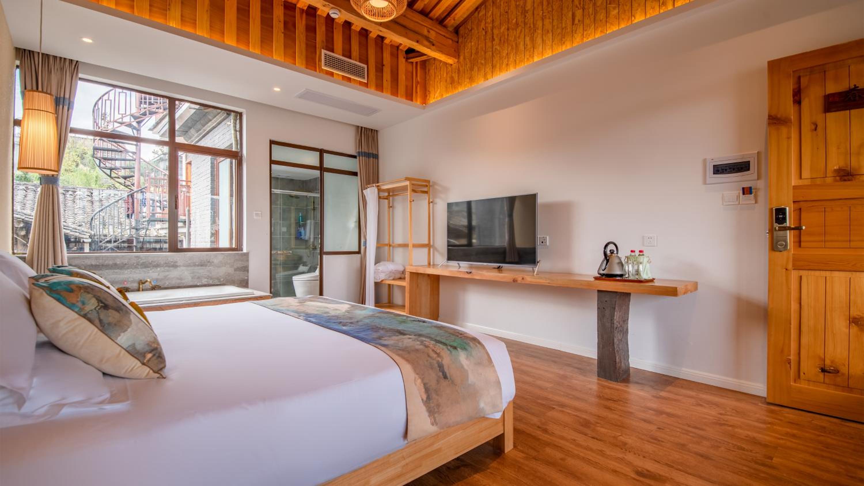 Shan Ju Qiu Ming Floral Hotel in Tengchong 花筑 腾冲山居秋暝精品客栈