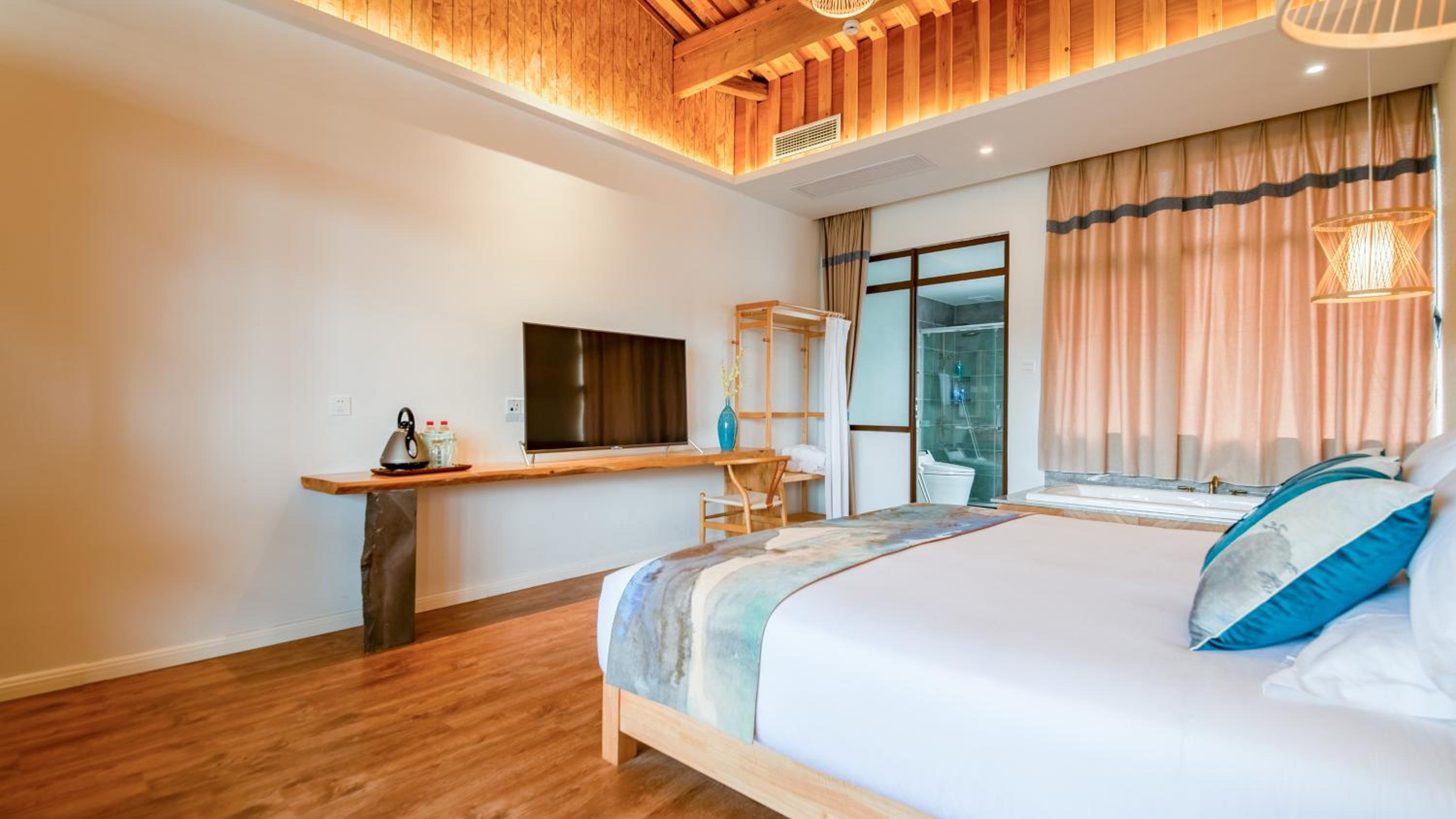 Shan Ju Qiu Ming Floral Hotel in Tengchong 花筑 腾冲山居秋暝精品客栈
