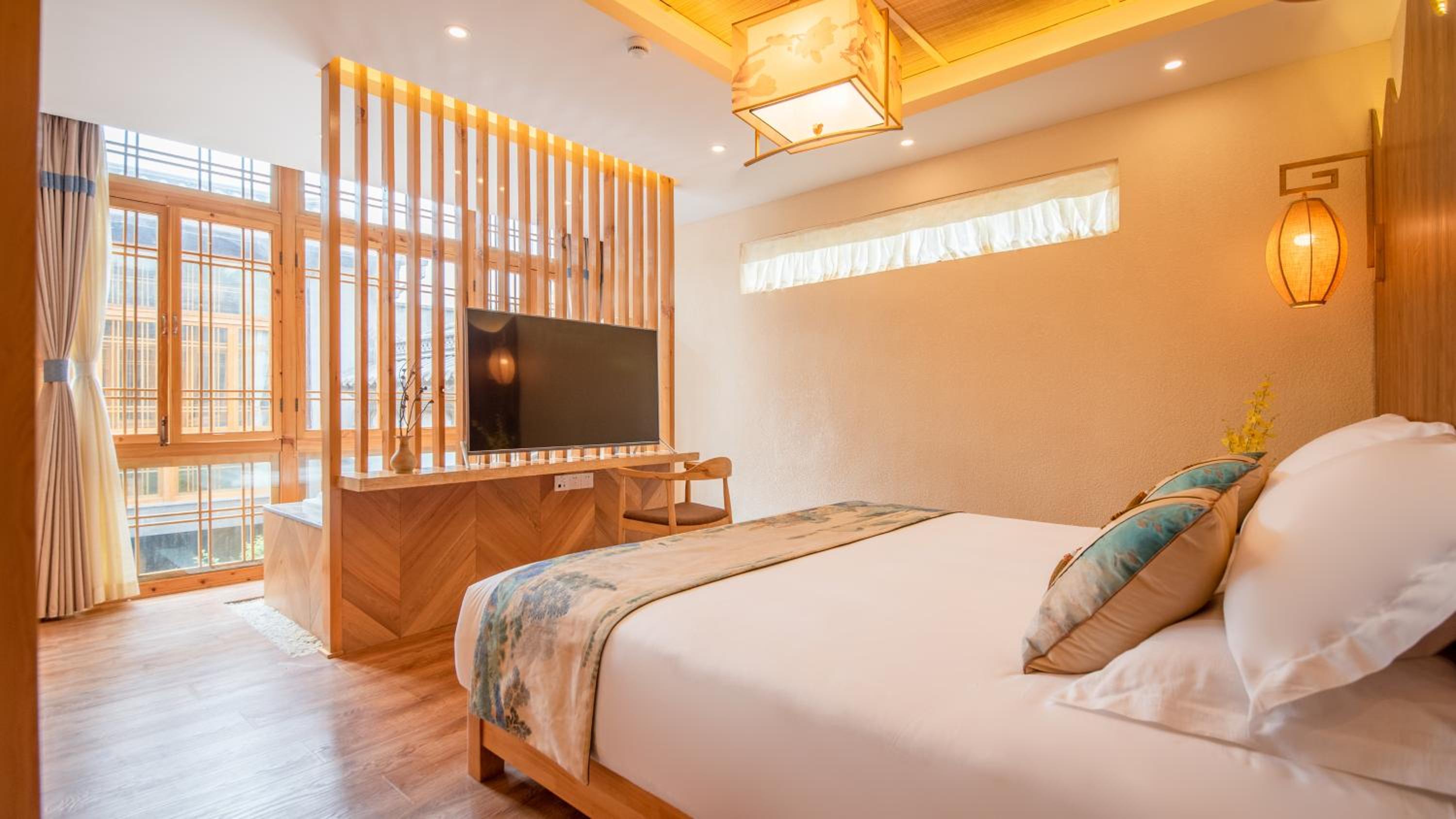 Shan Ju Qiu Ming Floral Hotel in Tengchong 花筑 腾冲山居秋暝精品客栈