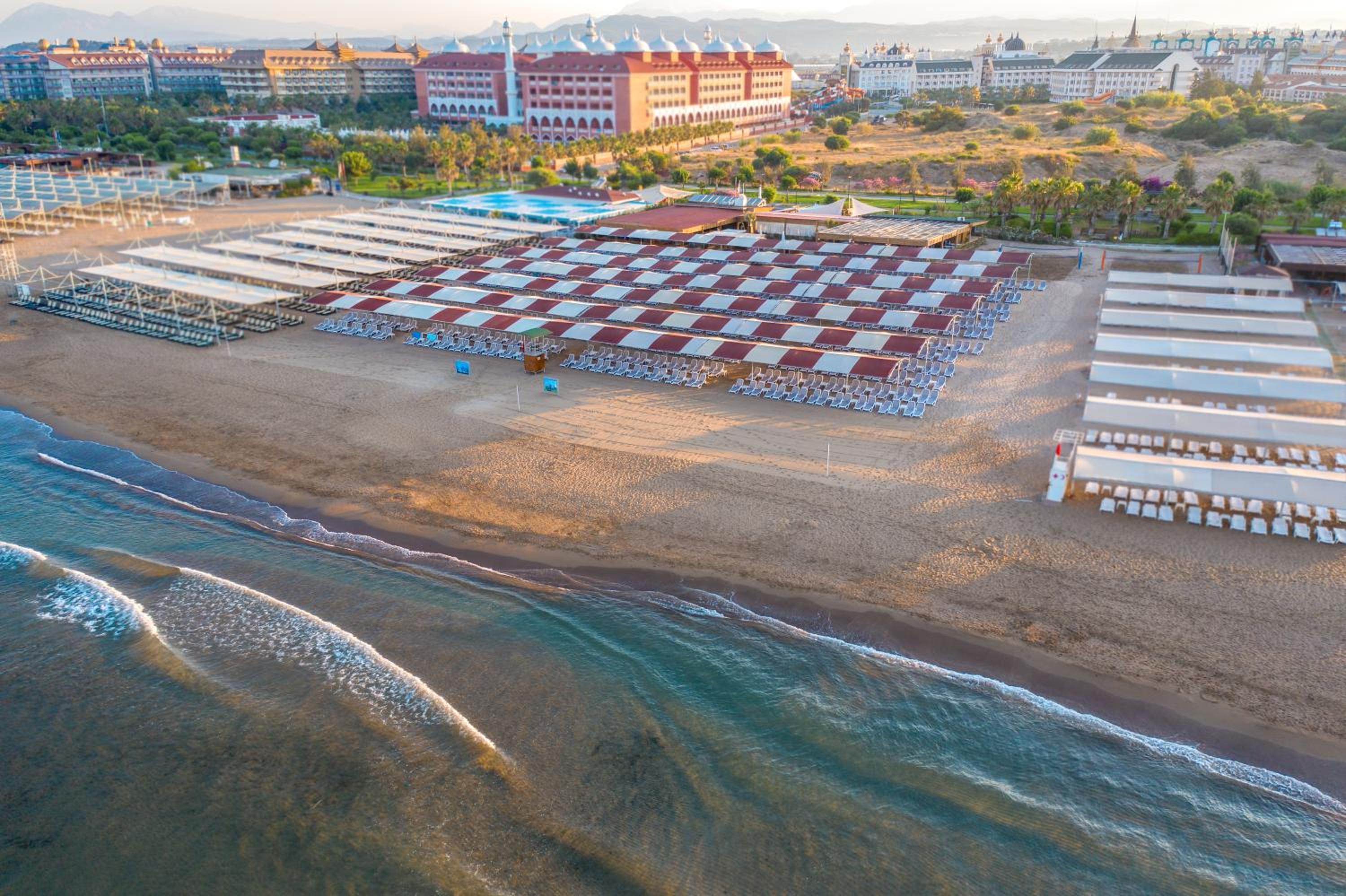 Side Royal Palace - Image 38