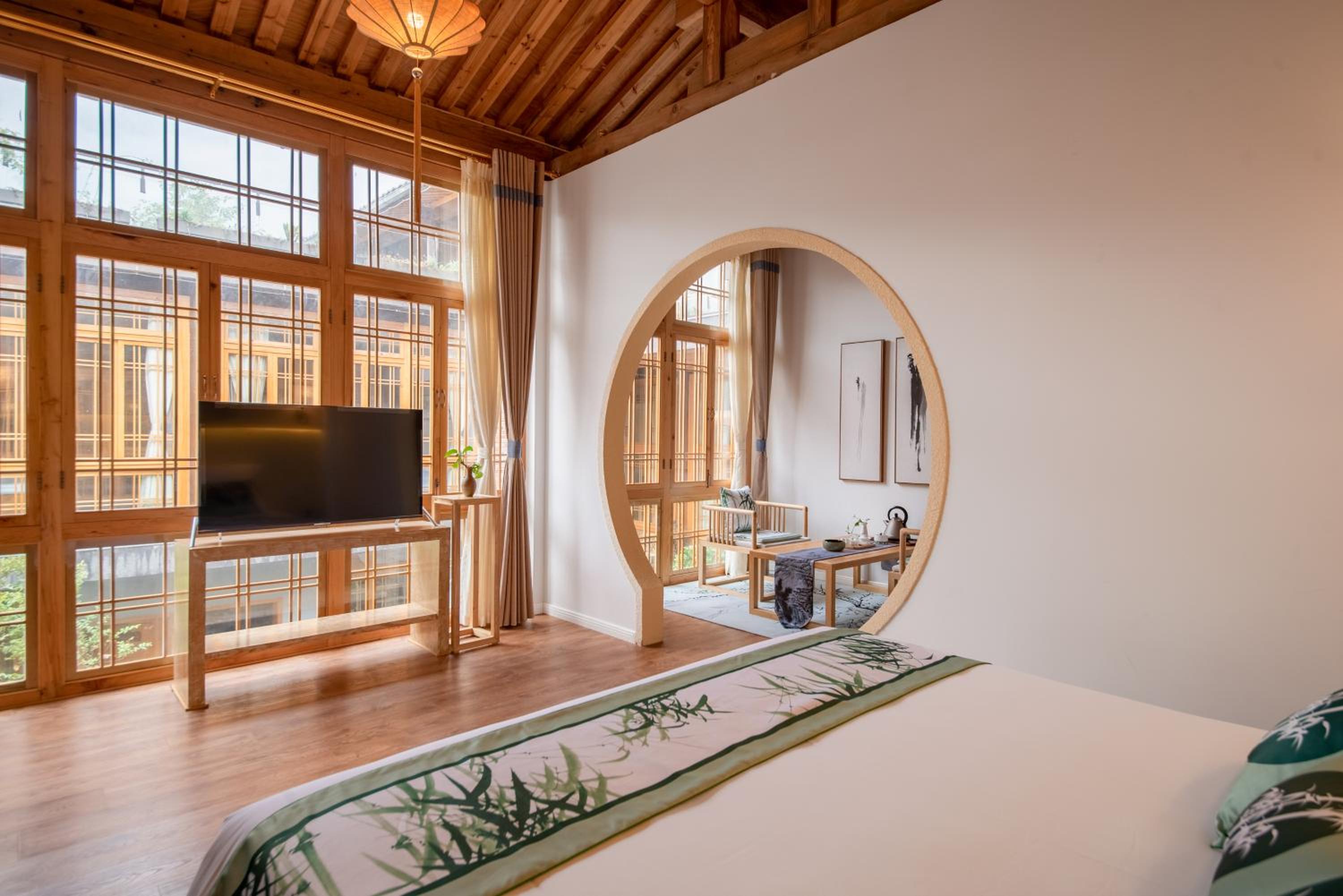 Shan Ju Qiu Ming Floral Hotel in Tengchong 花筑 腾冲山居秋暝精品客栈