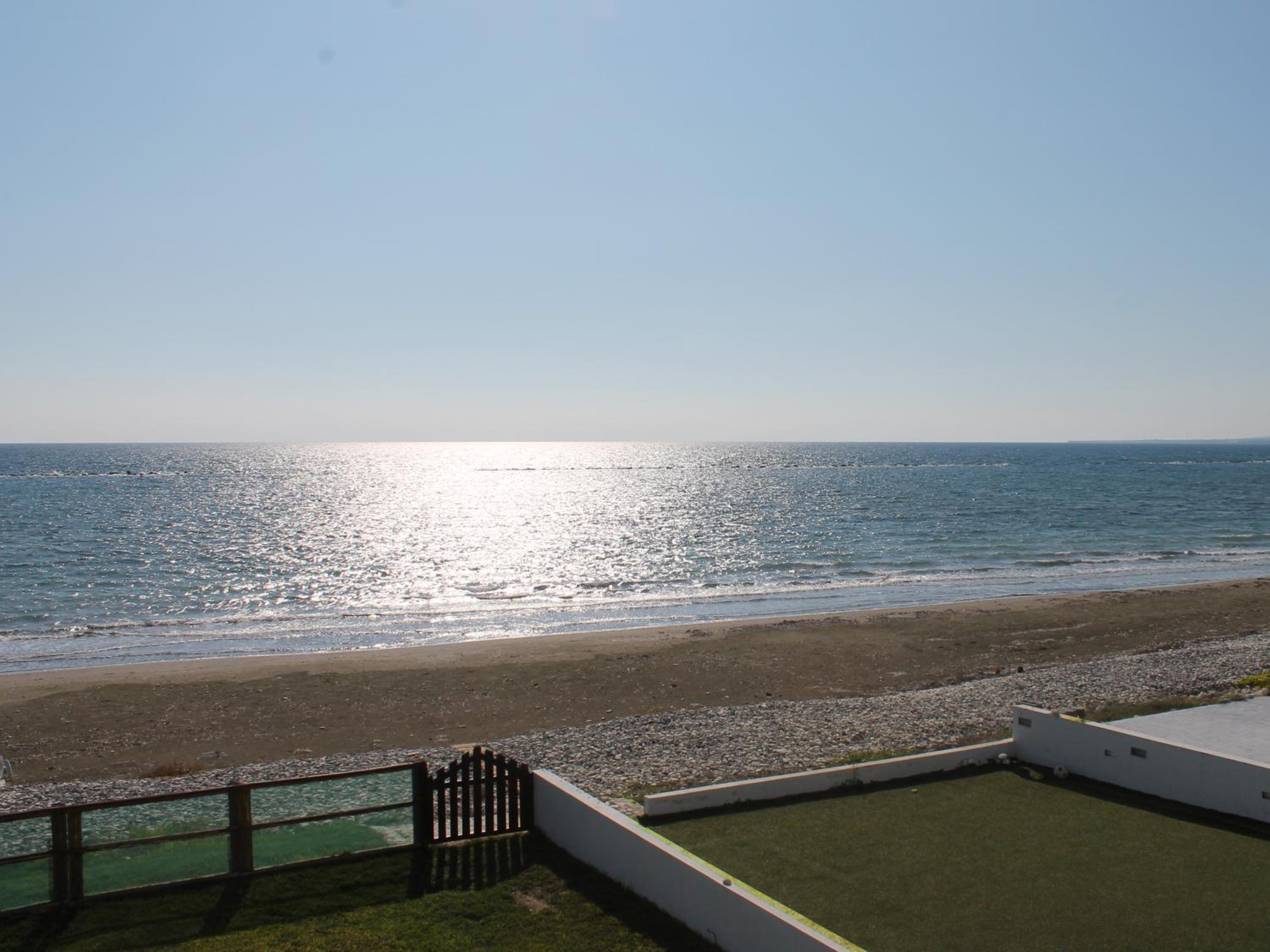 Panorama Beach House, 5 meters to the sea