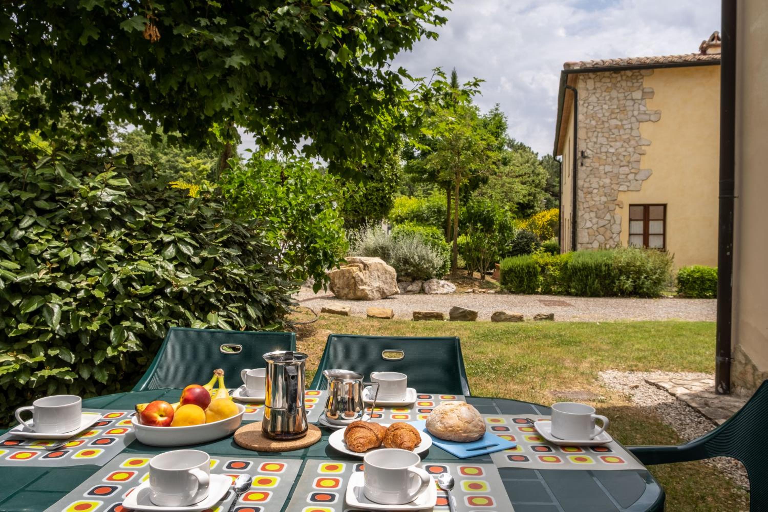 Tuscany Country Apartments