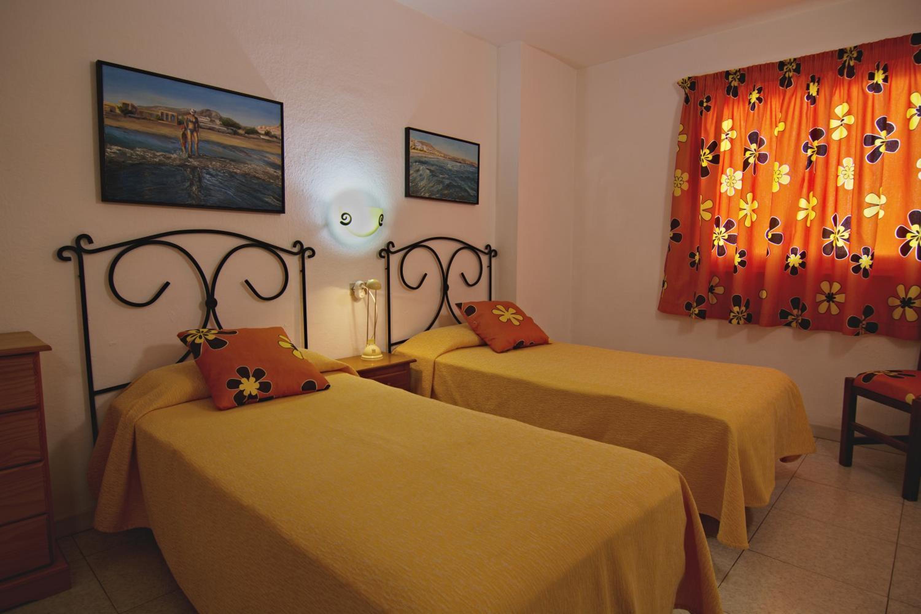 Torres del Sol - Los Cristianos photo 3